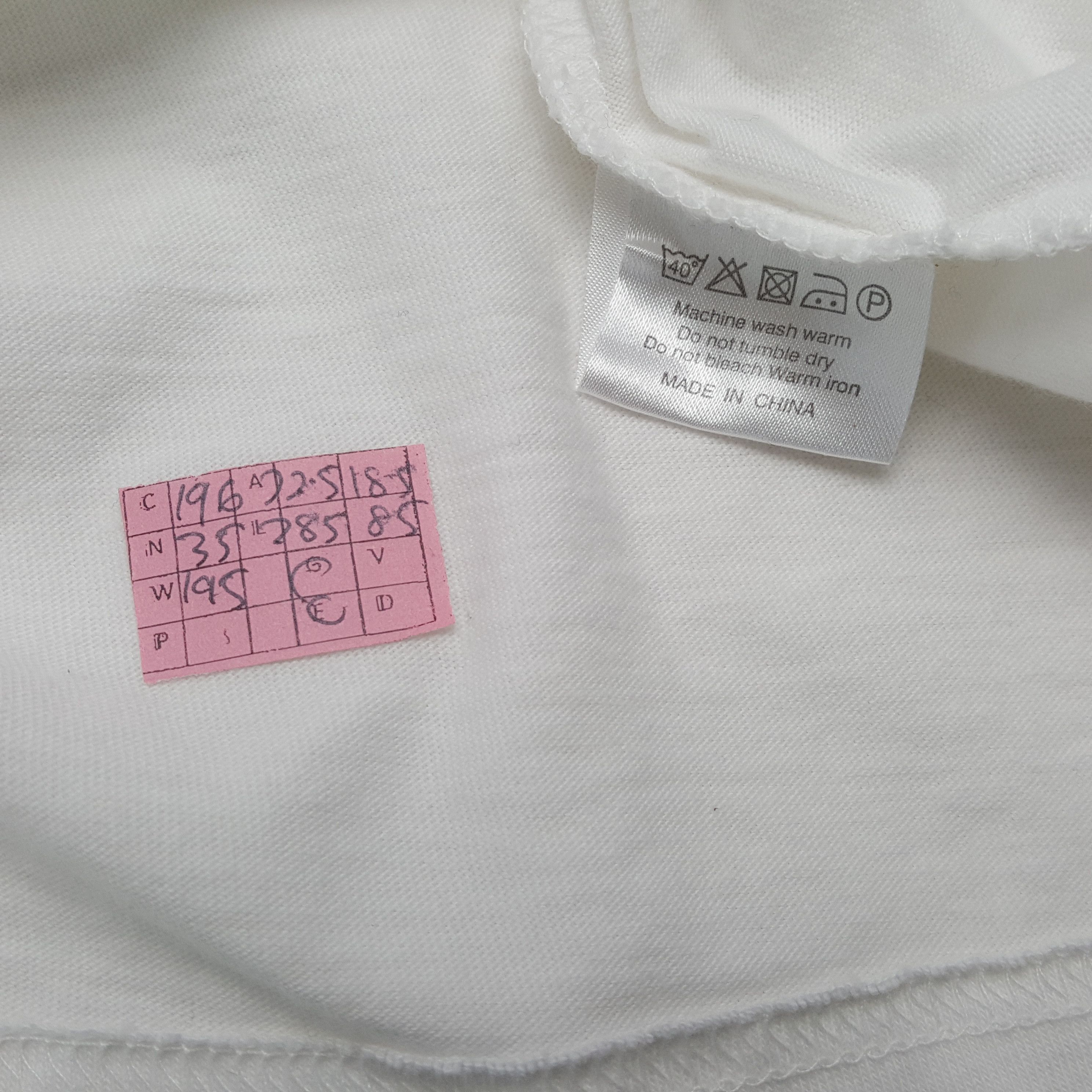 Burberry × Vintage BURBERRY LONDON Fashion Style Embroidery Spellout Tshirt Size US L / EU 52-54 / 3 - 4 Thumbnail