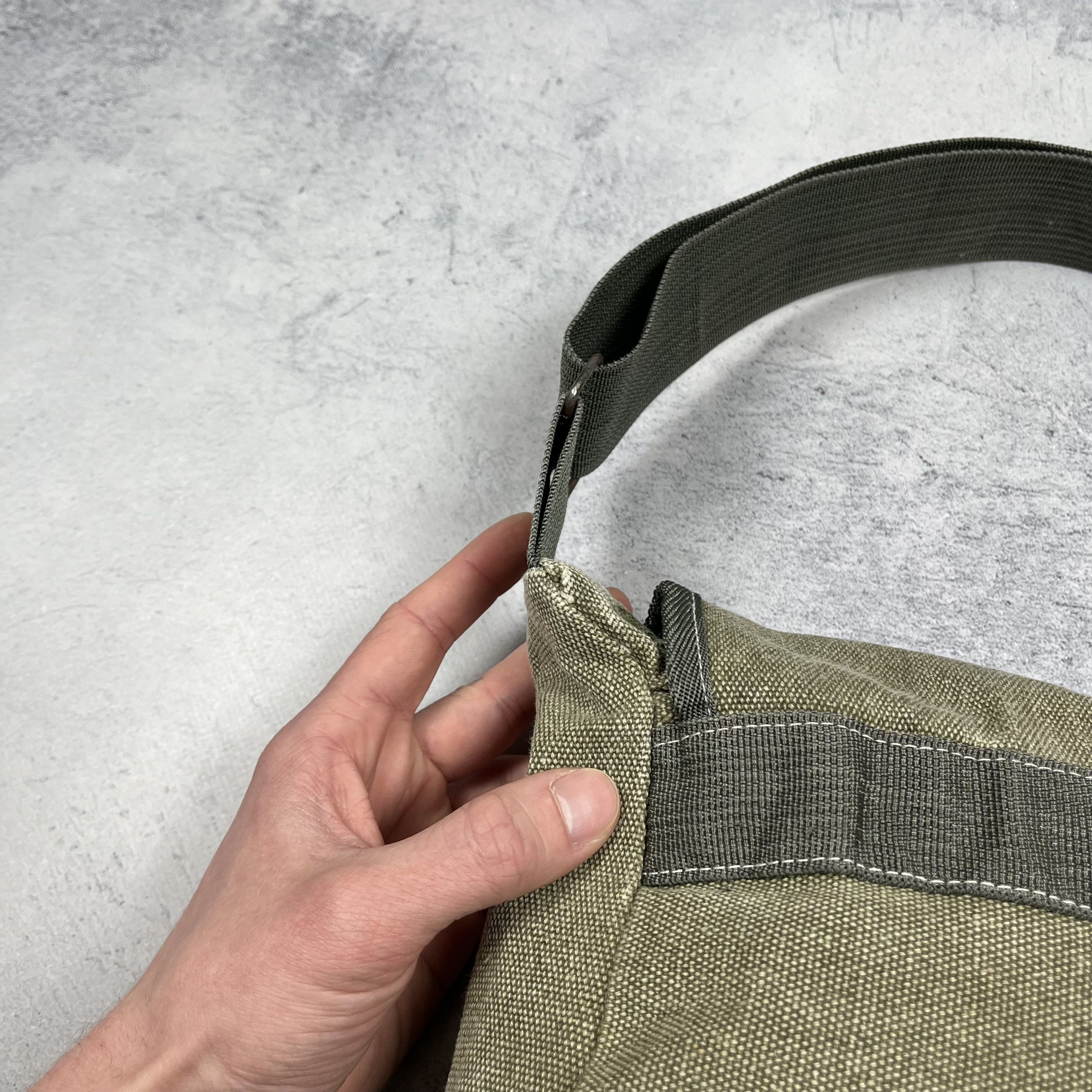 Diesel Vintage Diesel Military Y2K Crossbody Bag 2000’s Size ONE SIZE - 7 Thumbnail