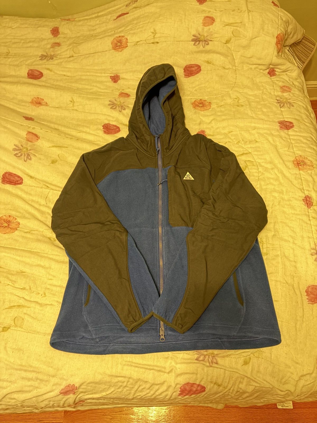 Nike Nike ACG Wolf Tree Hooded Fleece Jacket size M Size US M / EU 48-50 / 2 - 1 Thumbnail