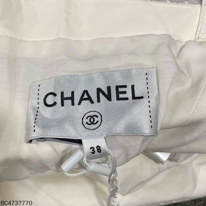 Chanel Chanel White polka dot logo suspender leather skirt Size XS / US 0-2 / IT 36-38 - 6 Thumbnail