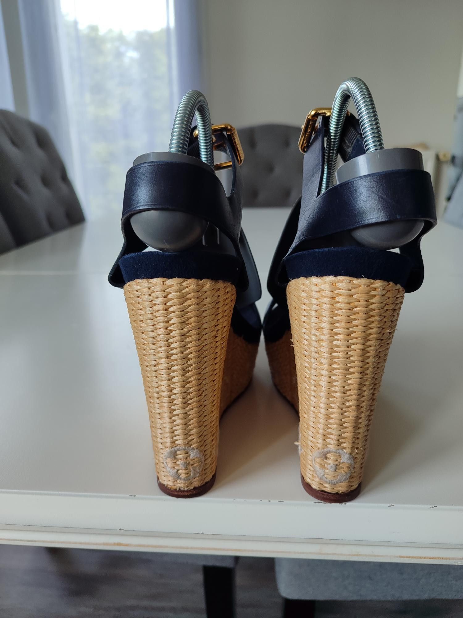 Louis Vuitton SANDALES COMPENSEES LOUIS VUITTON WEDGE Size US 7 / IT 37 - 2 Thumbnail