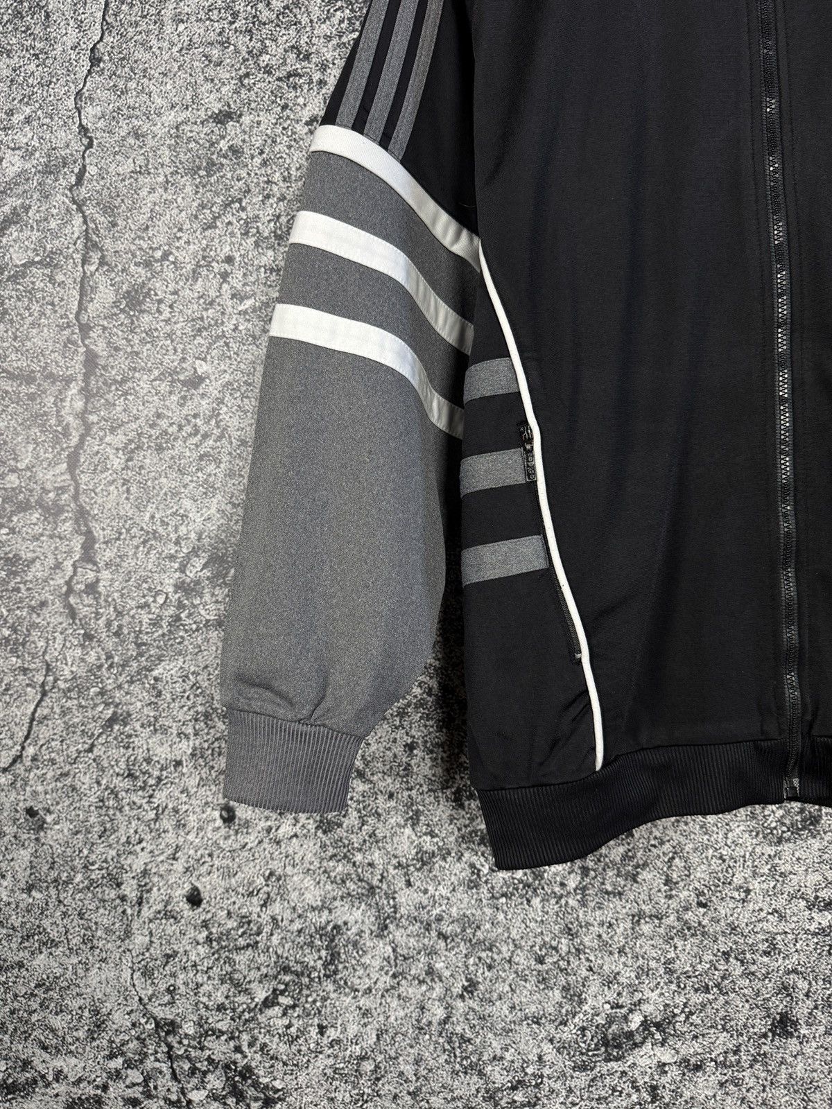 Adidas Adidas Vintage Track Jacket Detachable Sleeves 90s Size M Size US M / EU 48-50 / 2 - 4 Thumbnail