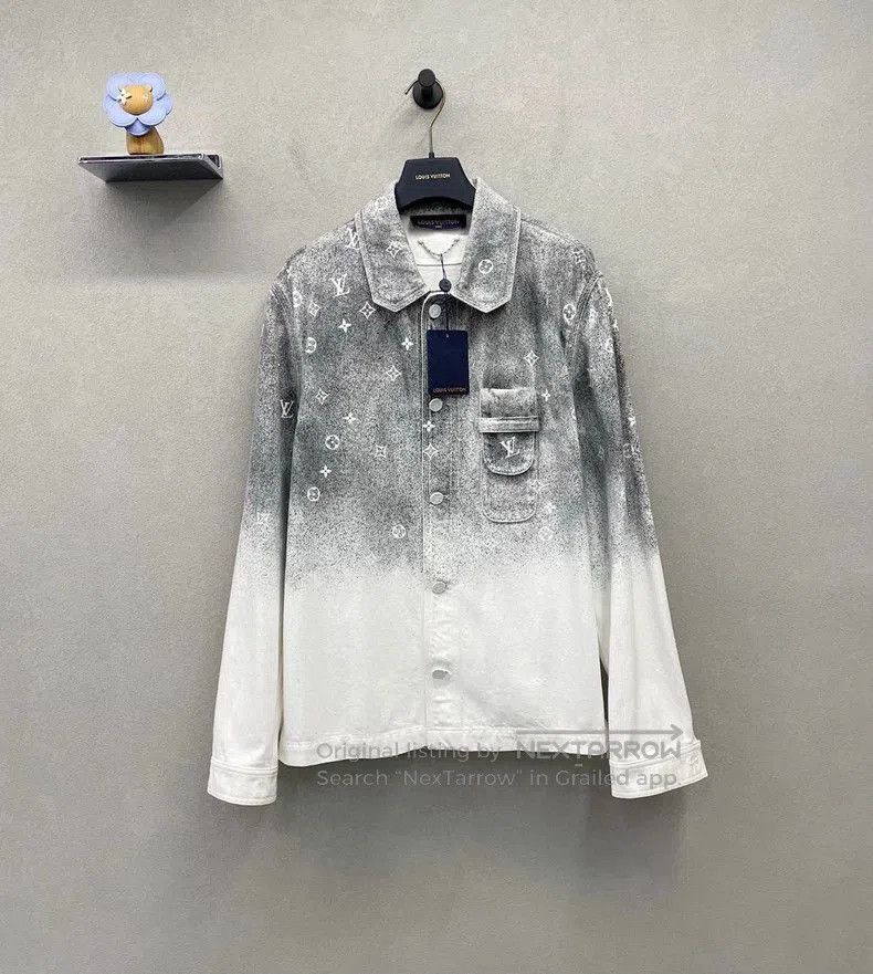 Louis Vuitton LV Gray White Star Print Denim Jacket. Size US L / EU 52-54 / 3 - 1 Thumbnail