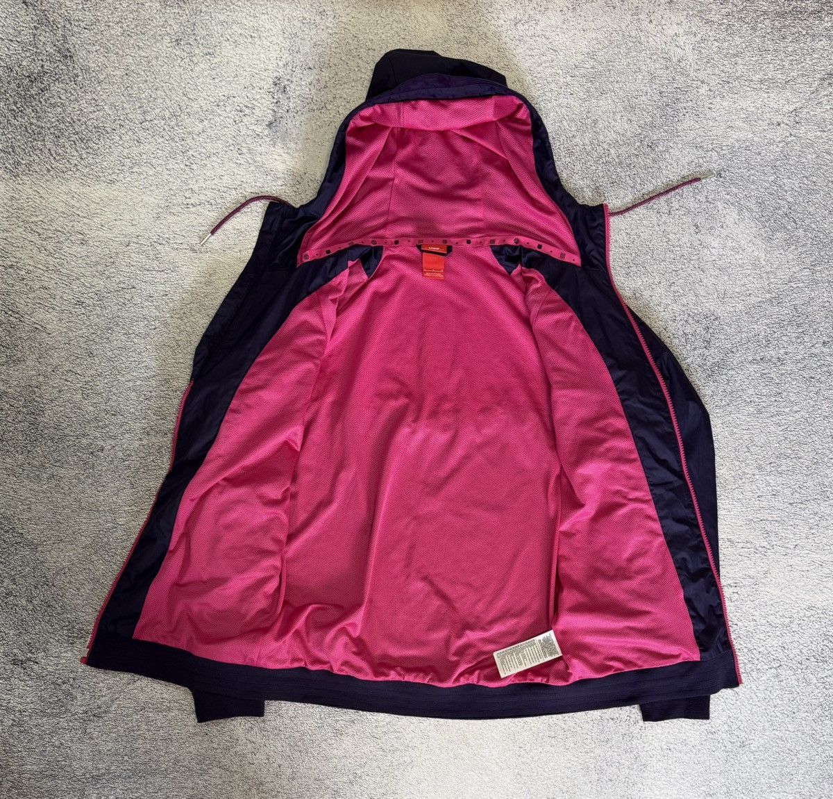 Nike Nike FC Barcelona Windrunner Jacket Purple 2016 810302 -526 Size US M / EU 48-50 / 2 - 13 Thumbnail