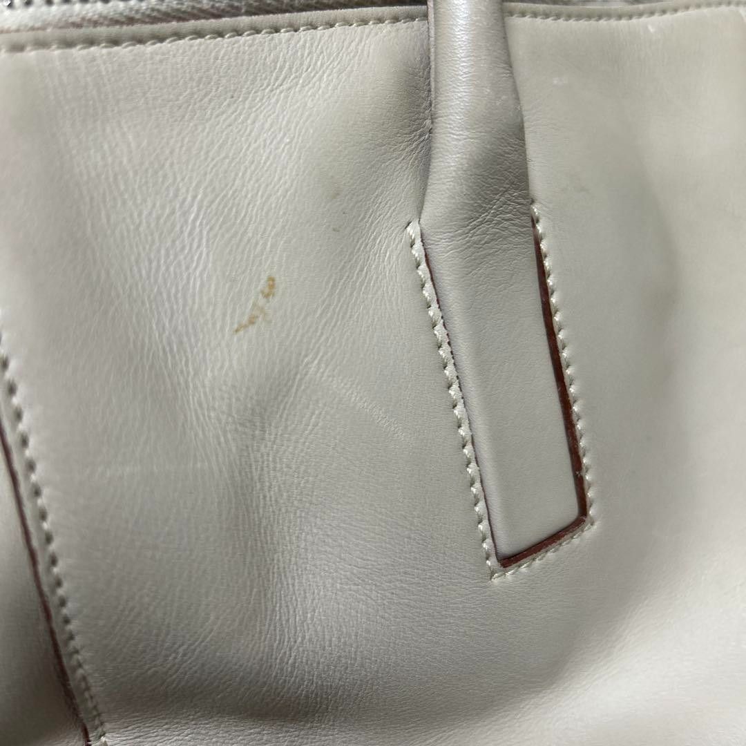 Prada Prada - Vitello Verni Lavanda White Leather Shoulder Bag Size ONE SIZE - 9 Thumbnail