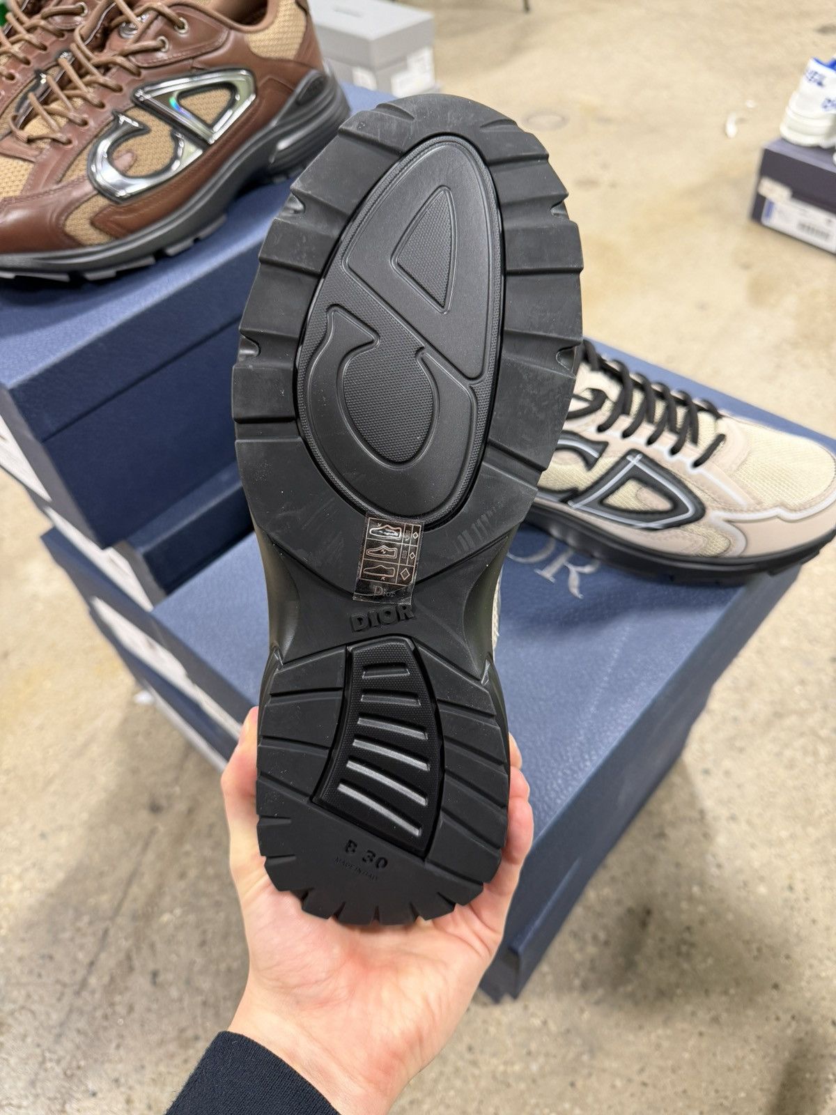 Dior Dior B30 Low Top Sneaker NEW 1300$ Size US 7 / EU 40 - 6 Thumbnail