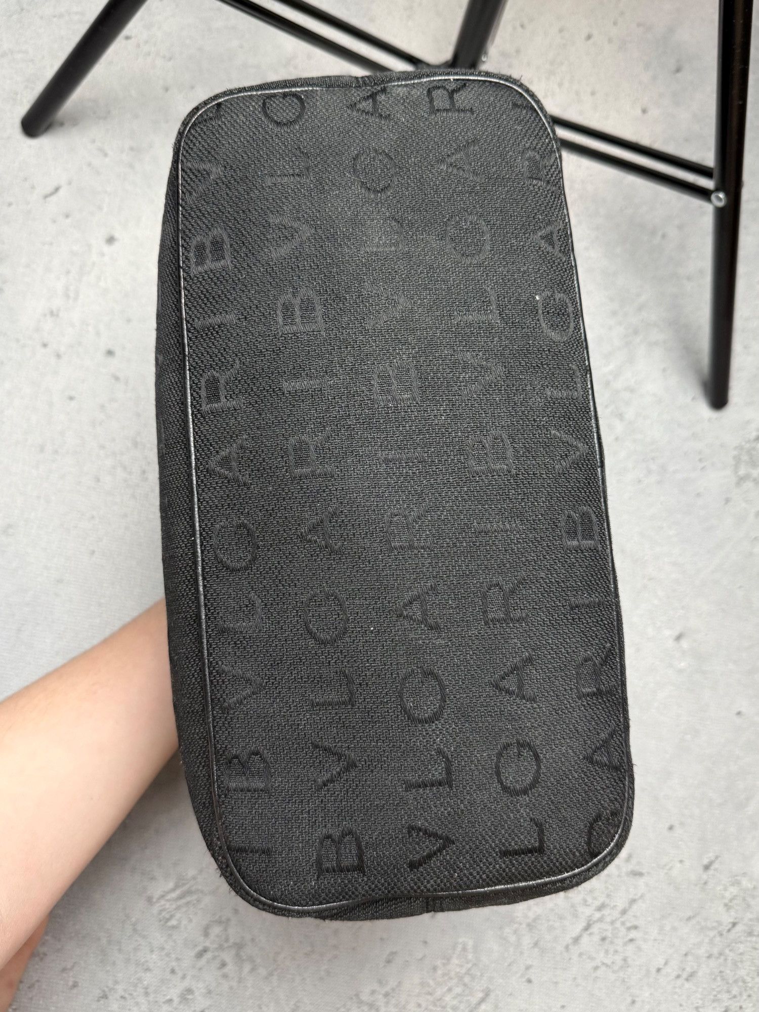 Bvlgari Bvlgari Black Monogram Handbag Tote Logomania Tote Bag y2k Size ONE SIZE - 4 Thumbnail