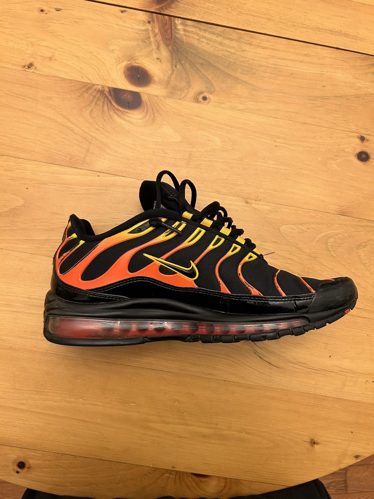 Nike ☀️NIKE AIR MAX 97 SHOCK ORANGE☀️ Size US 9.5 / EU 42-43 - 4 Thumbnail