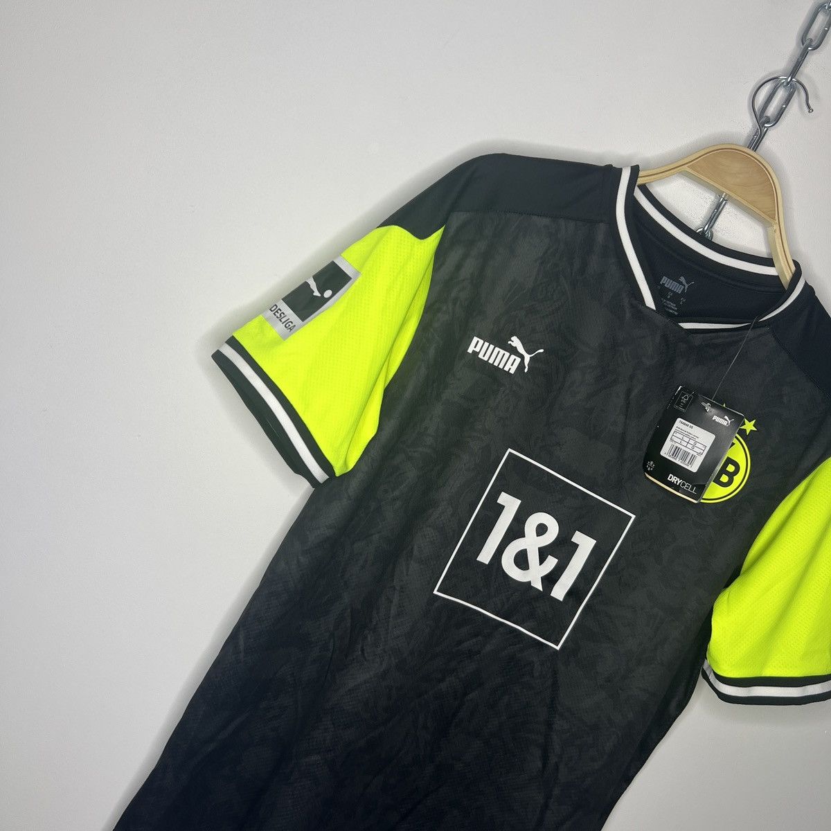 Puma Piszczek #26 Tshirt Jersey 2020 2021 Shirt Bundesliga Size US L / EU 52-54 / 3 - 4 Thumbnail