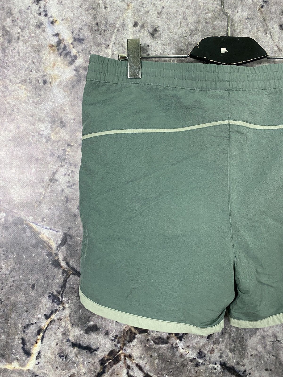 Adidas × Vintage Men’s Adidas Shorts Vintage Sports Streetwear Size Small Size US 30 / EU 46 - 11 Thumbnail