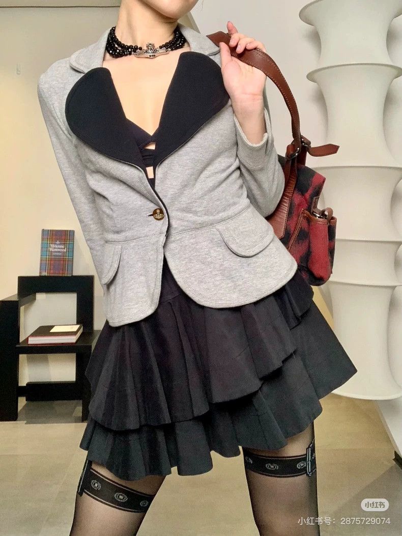 Vivienne Westwood Vivienne Westwood size3 Gray cotton love suit jacket Size M / US 6-8 / IT 42-44 - 2 Thumbnail