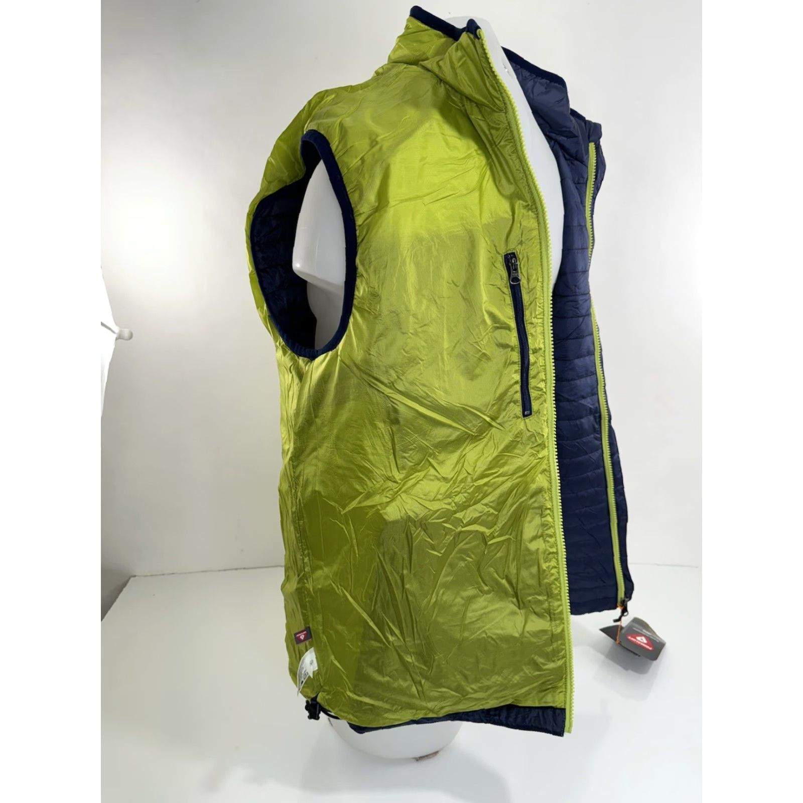 Orvis Orvis Trout Bum - NEW w TAGS - PRIMALOFT Insulated Packable Zip M Vest Shirt Mens Blue Vest Size US M / EU 48-50 / 2 - 5 Thumbnail