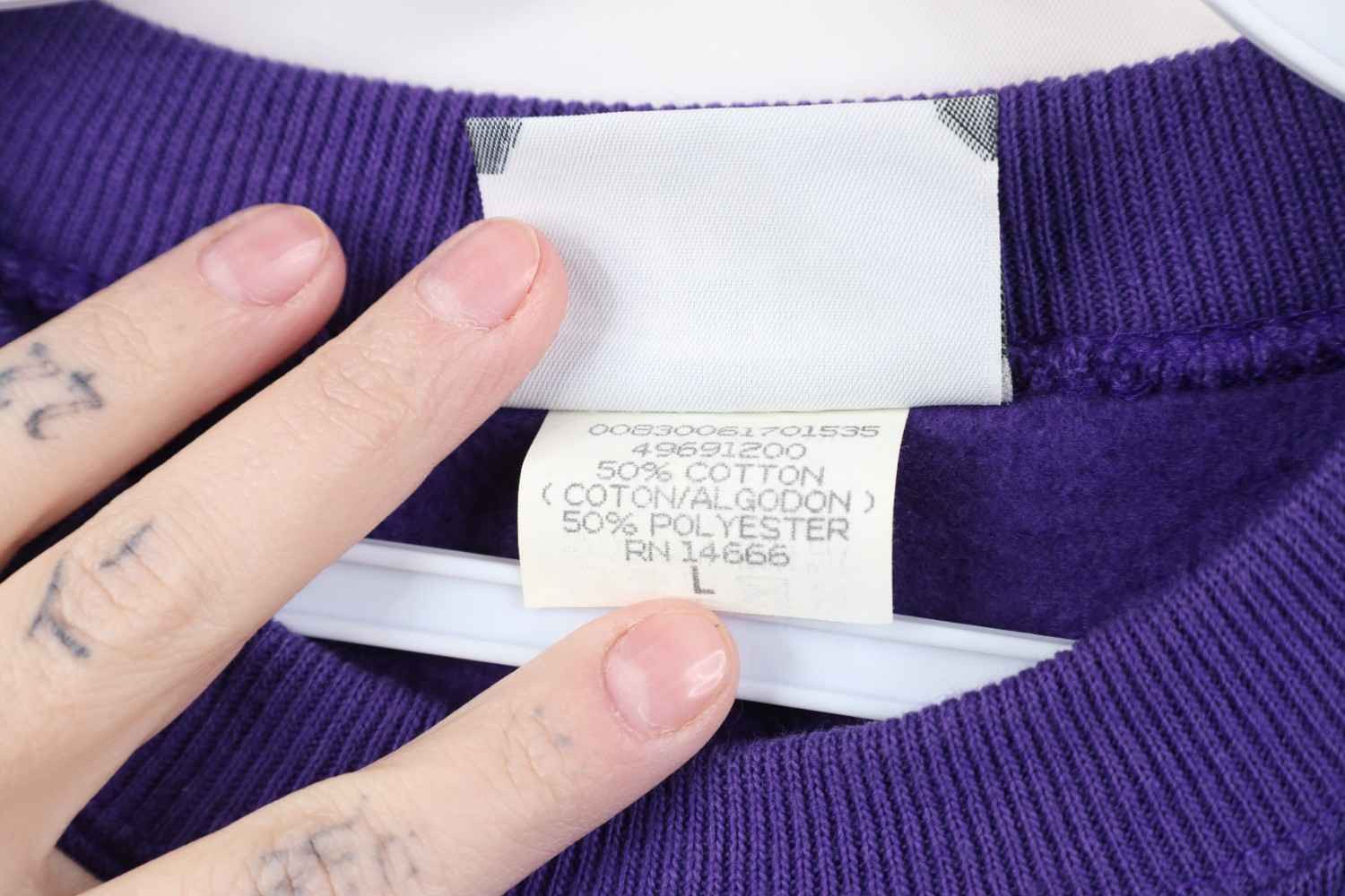 Vintage Vintage 90s Customer Driven McDonalds Sweatshirt Purple USA Size L / US 10 / IT 46 - 9 Thumbnail