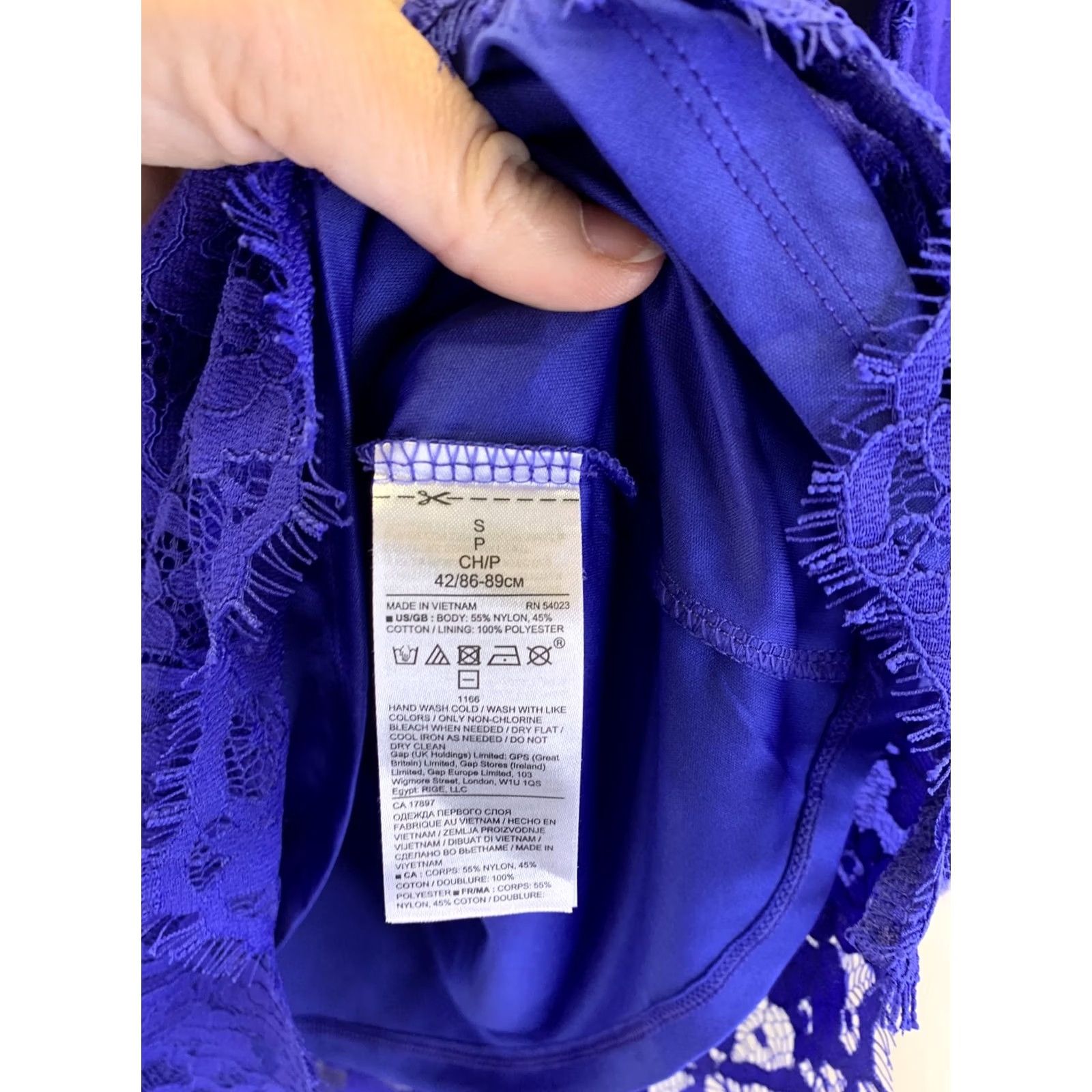 Banana Republic Banana Republic Blouse Top Womens Size S-6597 Blue Lace 3/4 Bell Sleeve Size S / US 4 / IT 40 - 3 Thumbnail