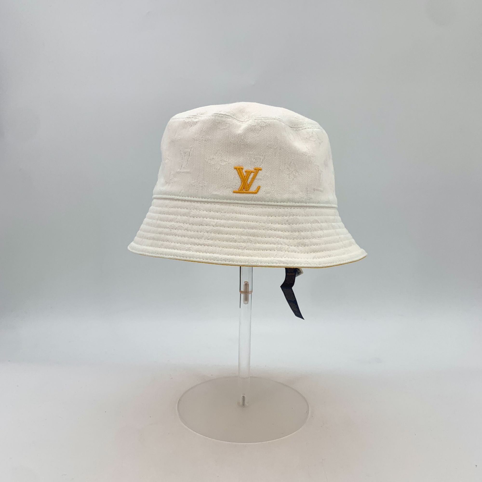 Louis Vuitton Louis Vuitton Reversible Bucket Hat White/Yellow Cotton Bran Size ONE SIZE - 8 Thumbnail