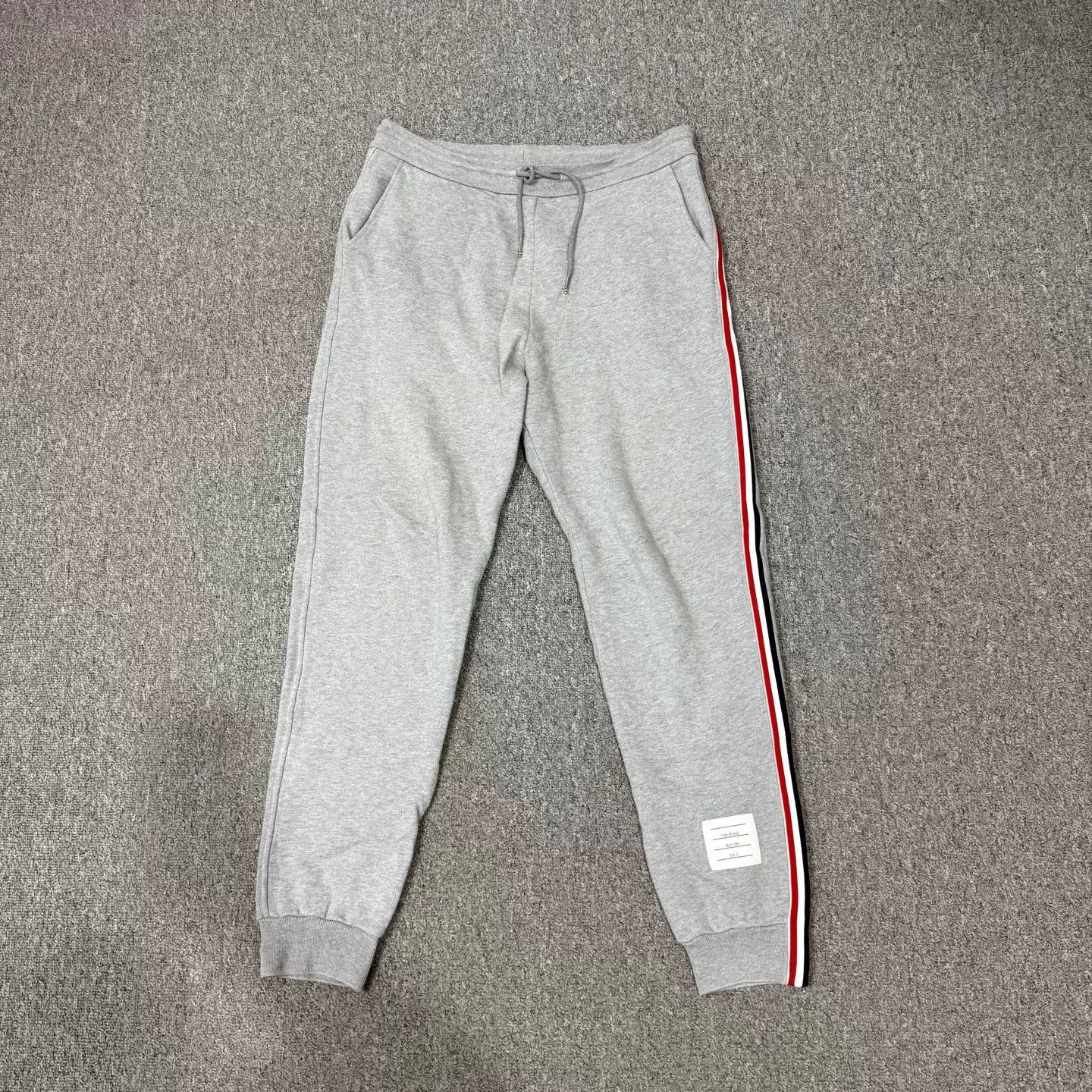 Thom Browne Thom Browne TB gray side stripe sweatpants 3 99 New Size US 32 / EU 48 - 1 Thumbnail