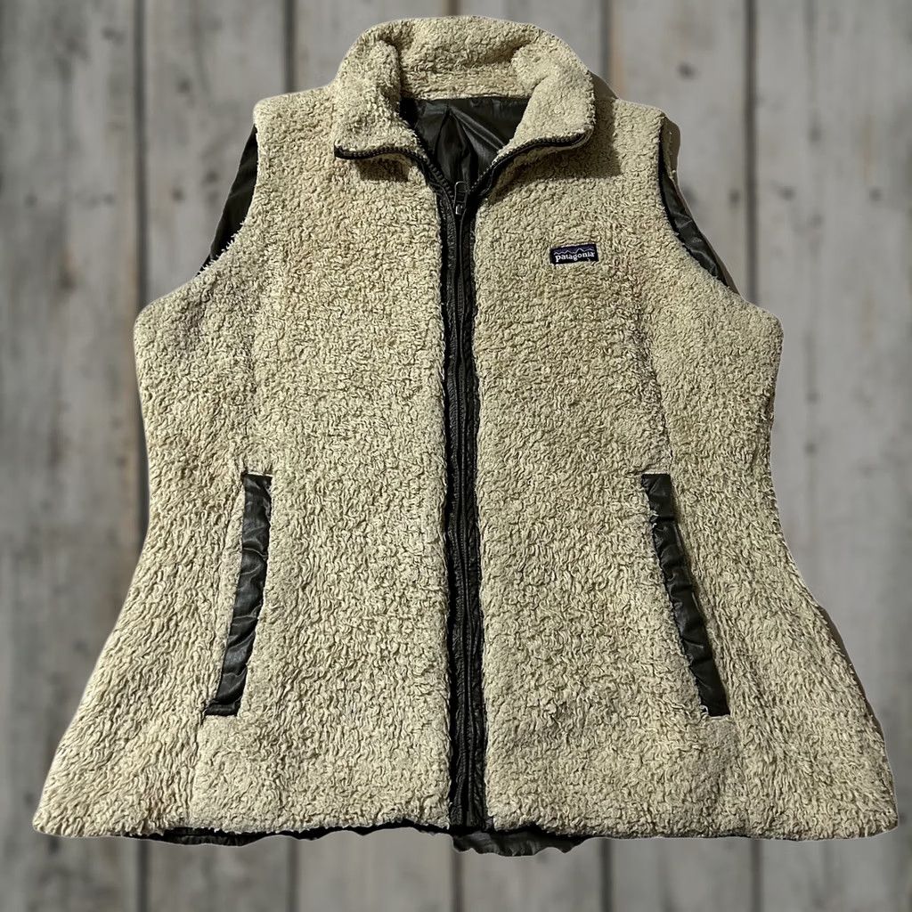 Patagonia Patagonia Los Gatos Reversible Sherpa Fleece Vest Women S Cream Size S / US 4 / IT 40 - 1 Thumbnail