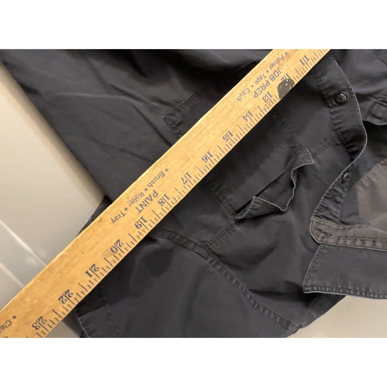 Calvin Klein Calvin Klein Slim Fit Mens Large Solid Short Sleeve Button Up Black Size US 33 - 5 Thumbnail
