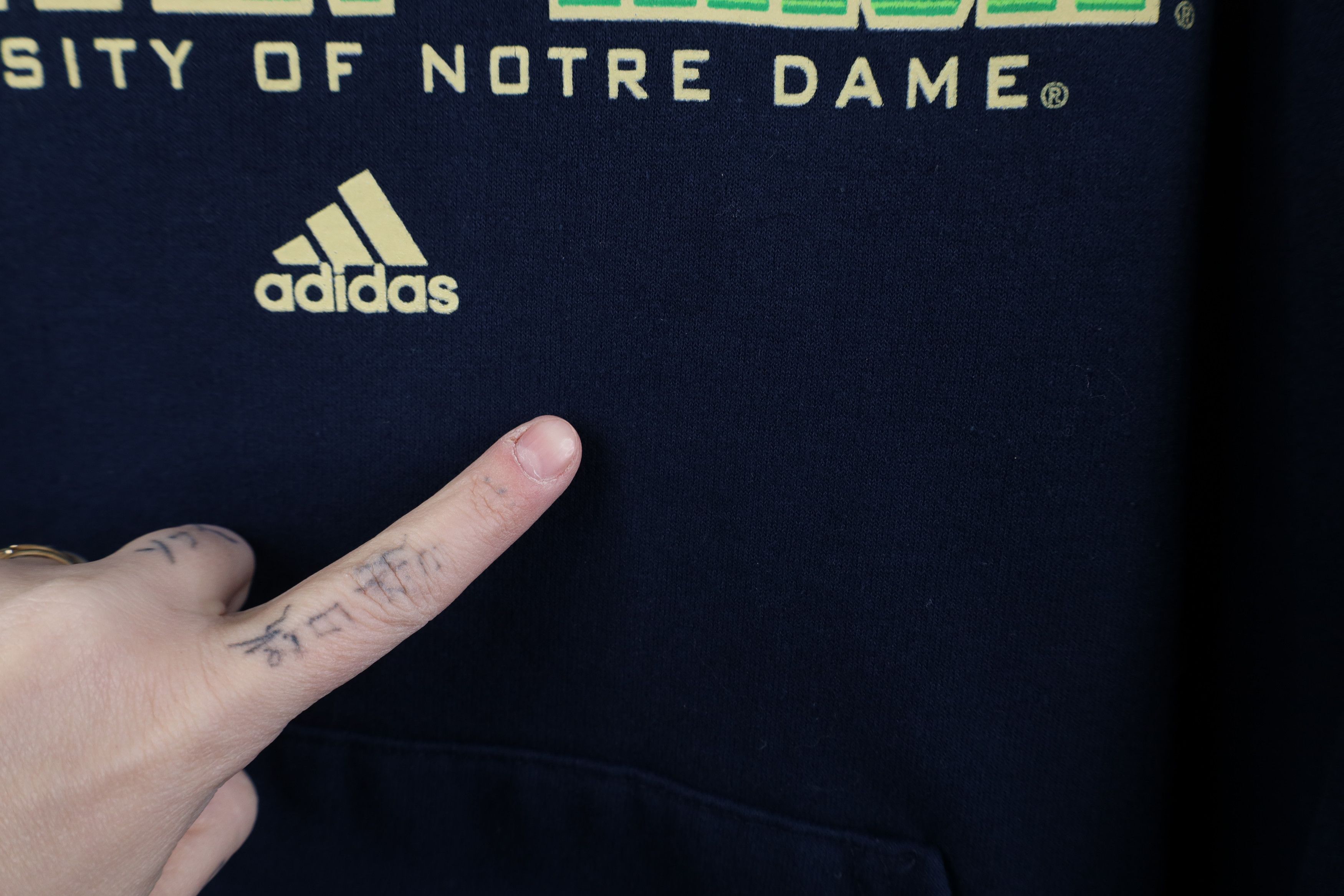 Adidas Vintage Y2K Adidas Notre Dame University Hoodie Sweatshirt Size US XL / EU 56 / 4 - 6 Thumbnail