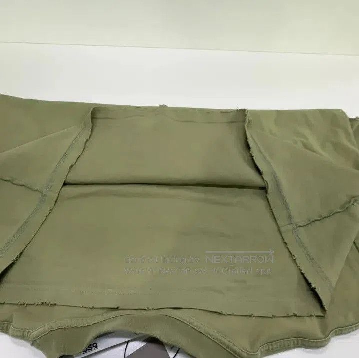Balenciaga Balenciaga SS25 Vintage Style Short Sleeve T-Shirt. Size US S / EU 44-46 / 1 - 8 Thumbnail
