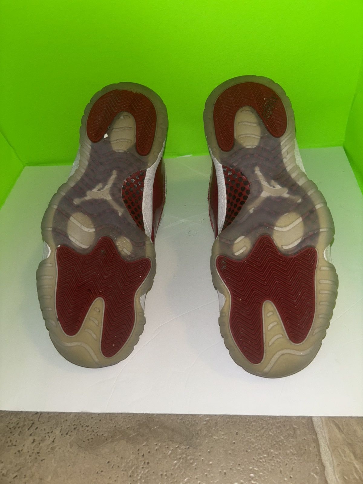 Jordan Brand Jordan 11 cherry, 9.5 Size US 9.5 / EU 42-43 - 5 Thumbnail