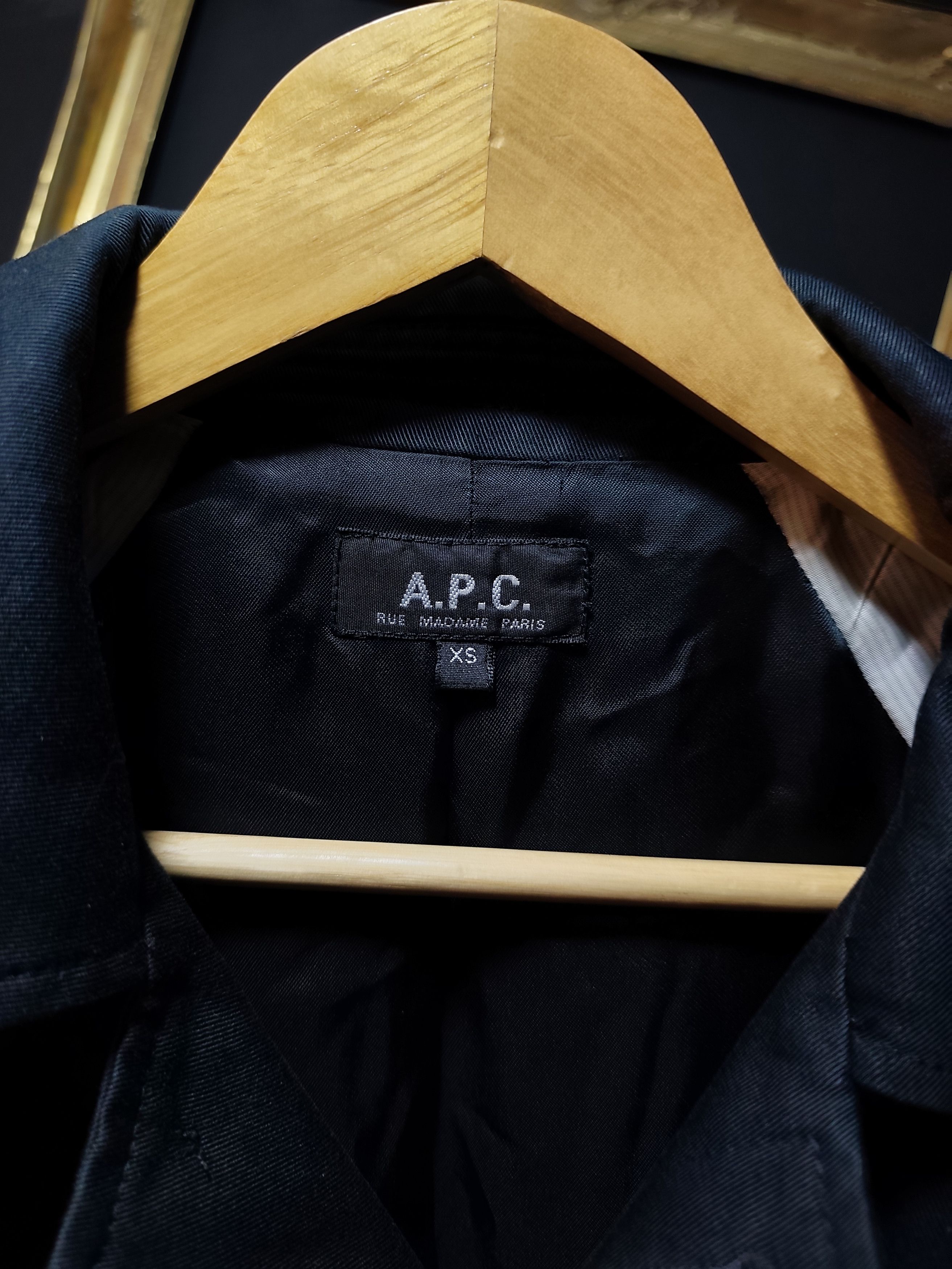 A.P.C. × Japanese Brand APC black classic raglan sleeves flap pocket bomber jacket Size US XS / EU 42 / 0 - 3 Thumbnail