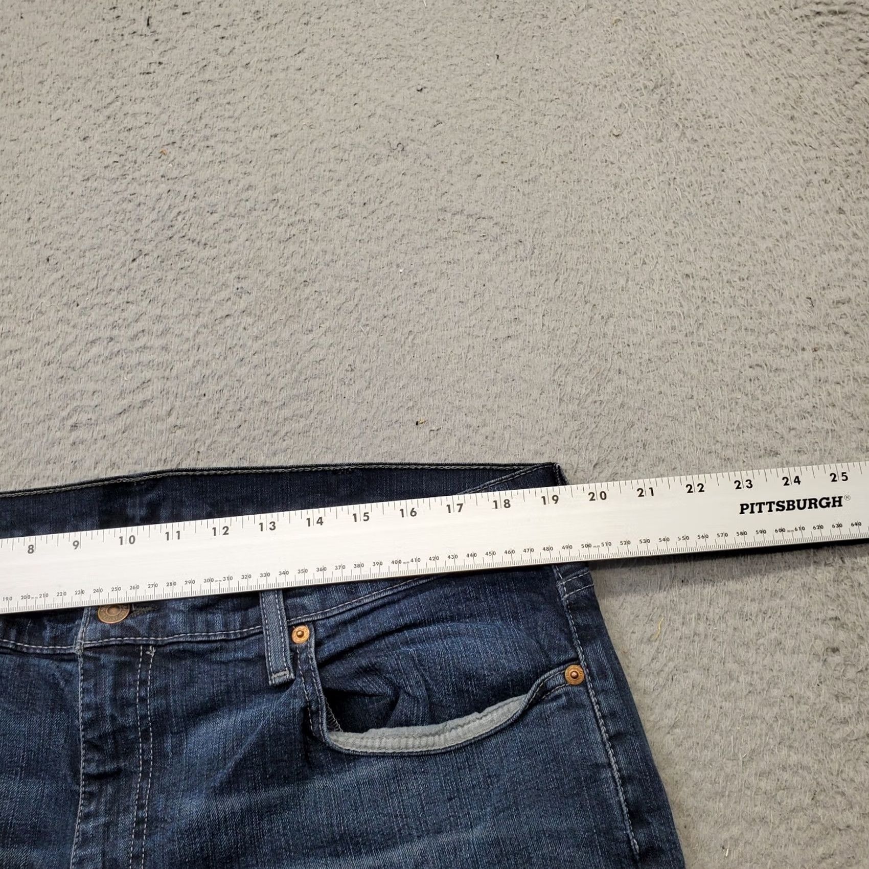 Levi's Levi's 559 Jeans Mens Size 38 Mens Blue Denim Regular Dark Wash Wide Leg - 5-Pocket Design, Belt Zip Closure - Regular Fit, Straight/Regular Rise Size US 38 / EU 54 - 6 Thumbnail