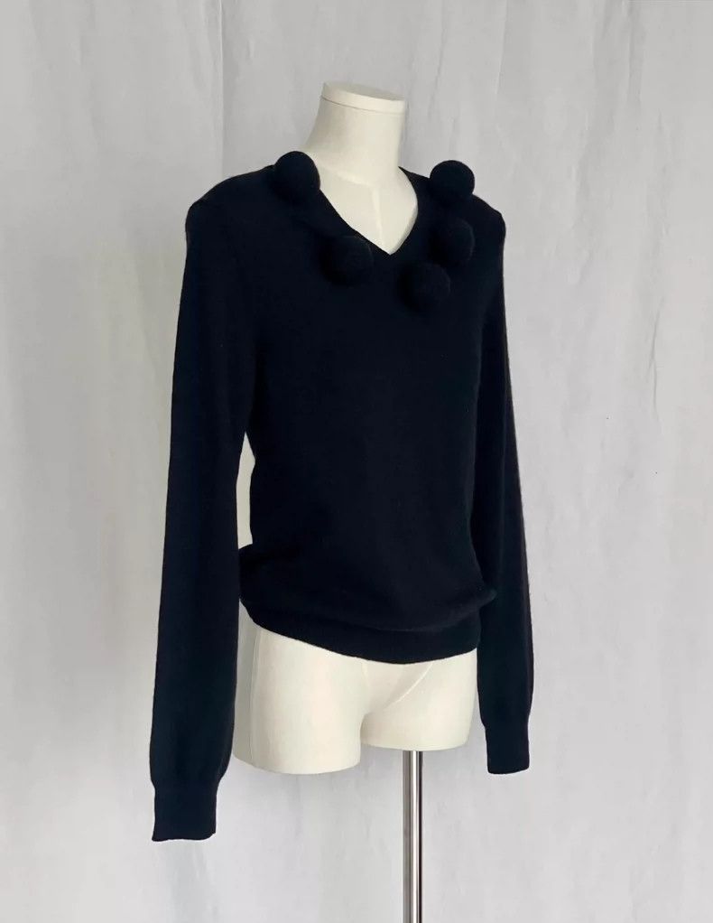 Comme des Garcons Comme Des Garcons V-neck cardigan with big hairball at nec Size XS / US 0-2 / IT 36-38 - 4 Thumbnail