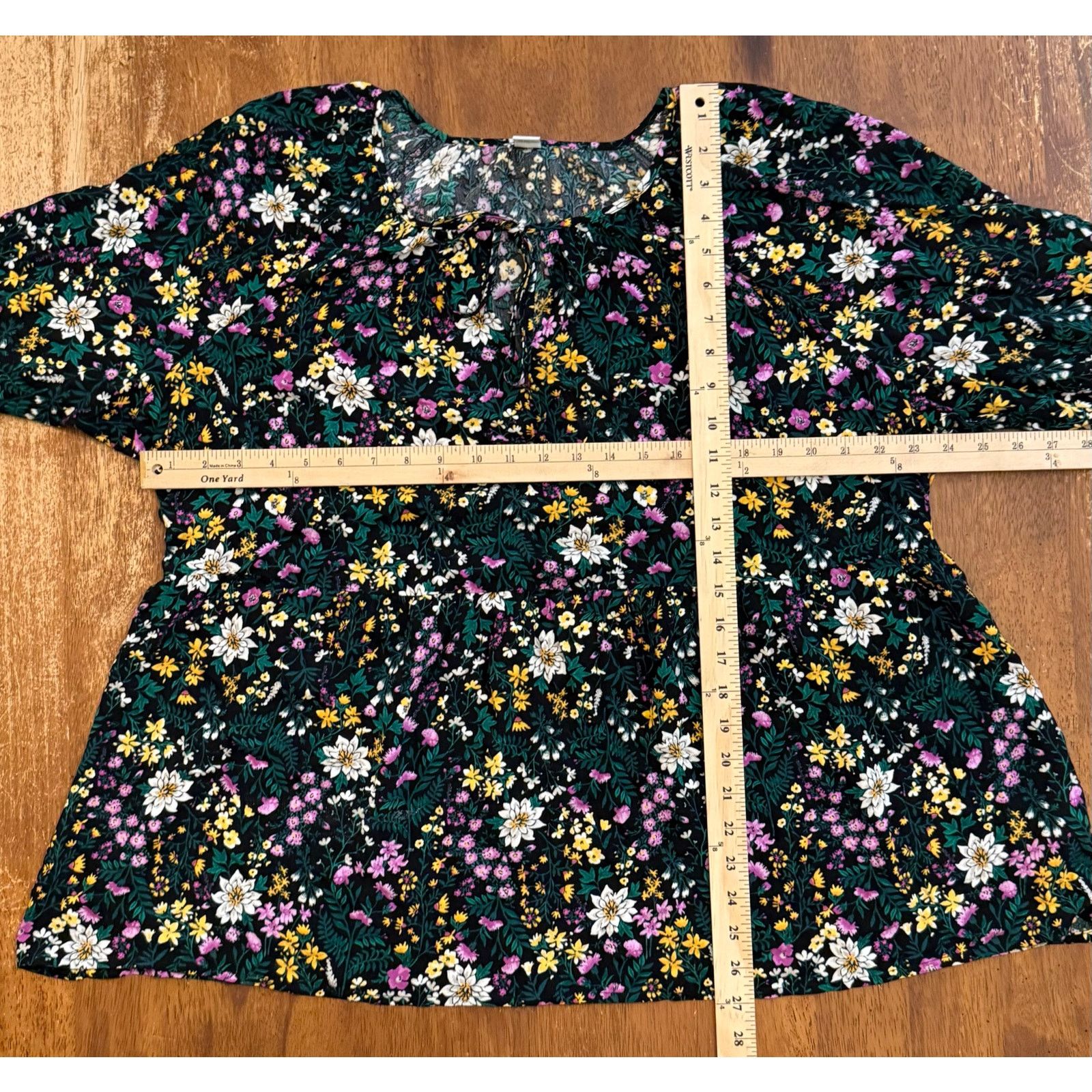 Old Navy EUC Old Navy Floral Blouse Black Background w/ Neck Tie 2X Size XXL / US 16-18 / IT 52-54 - 4 Thumbnail