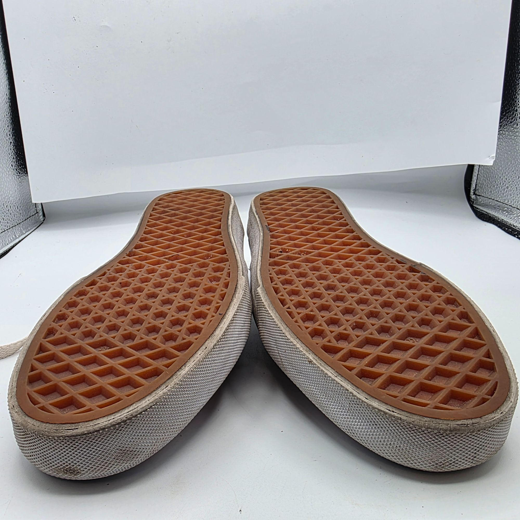 Vans Vans Authentic Dyed Dots & Stripes Womens Size 7 Red White B Size US 7 / IT 37 - 11 Thumbnail