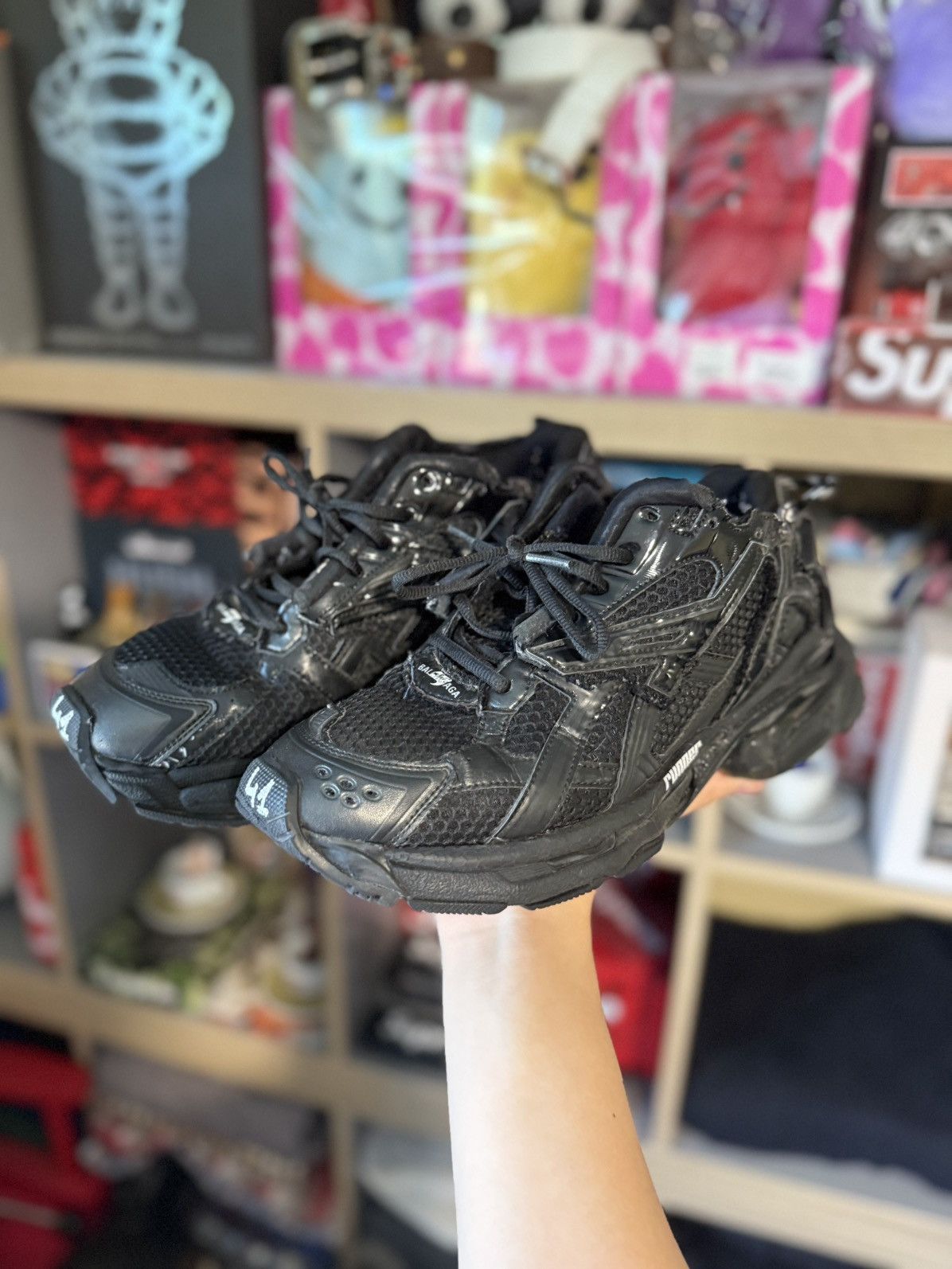 Balenciaga Balenciaga Triple Black Runnr Snkrs Size US 8 / EU 41 - 1 Thumbnail
