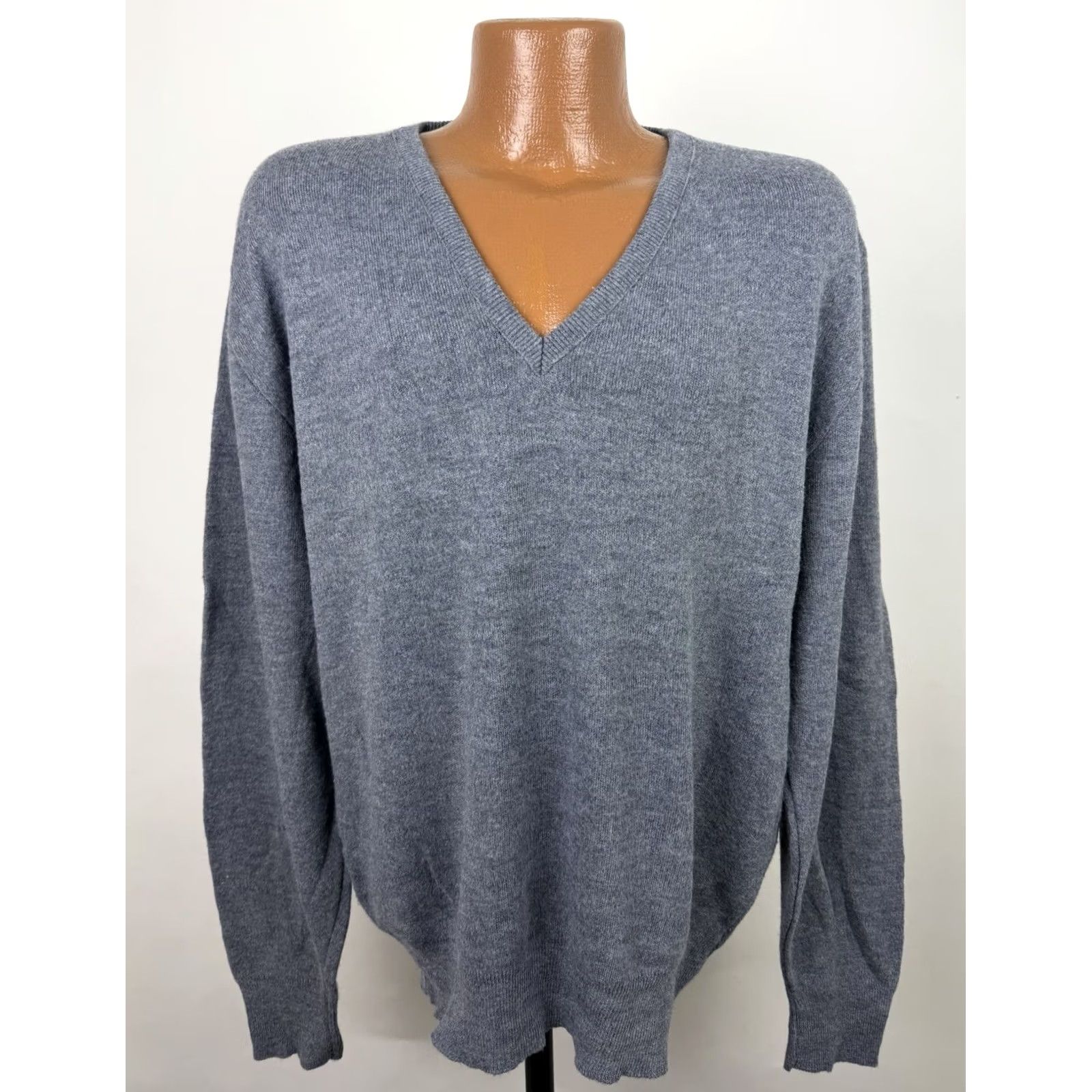 Vintage VINTAGE Puritan Sweater Mens XL V-Neck Knit Pullover Gray Heather Minimal Golf 80s 90s Retro Pullover Men XLLid Size US XL / EU 56 / 4 - 2 Thumbnail