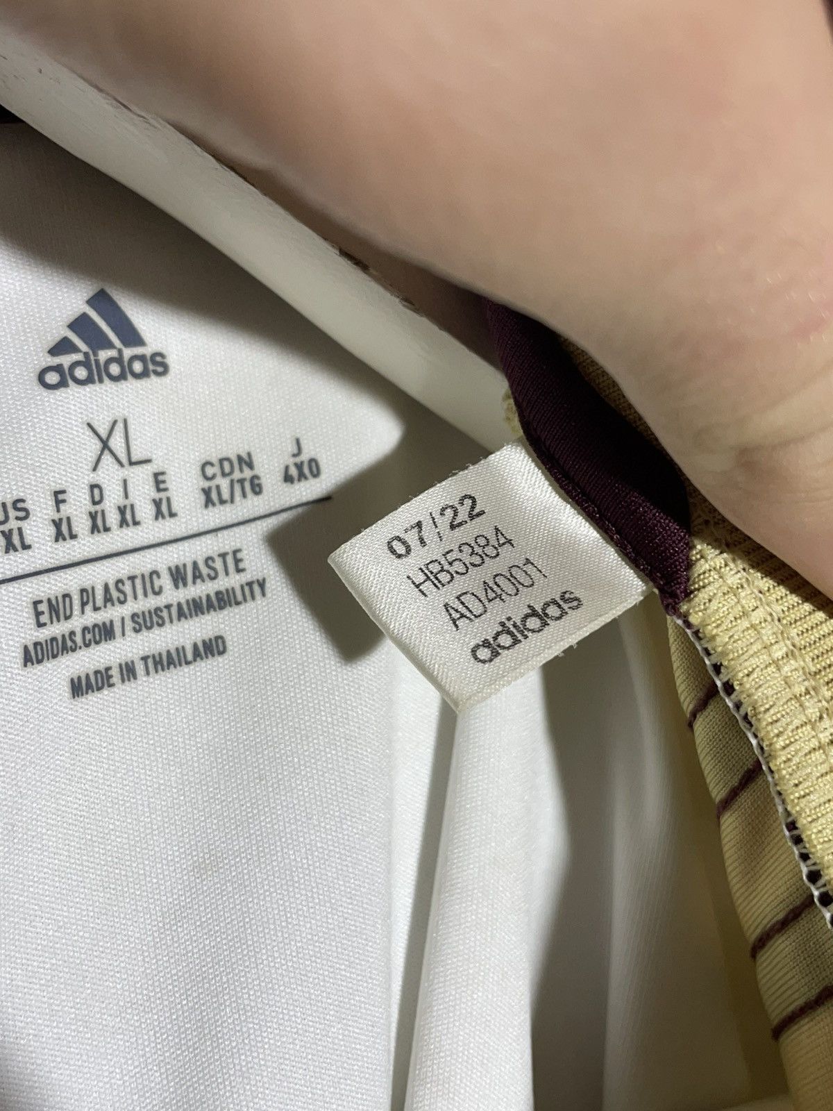Adidas Leicester City Adidas 2022/23 Third Football Shirt Size US XL / EU 56 / 4 - 9 Thumbnail