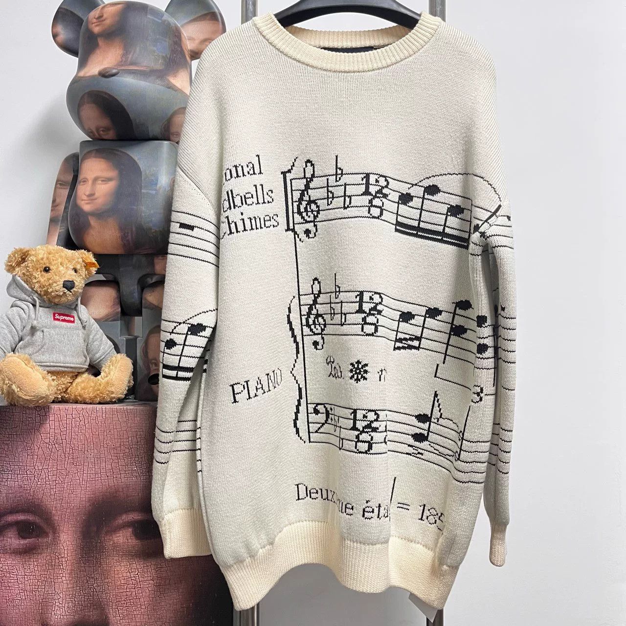 Louis Vuitton Louis Vuitton Sweater S Women Size S / US 4 / IT 40 - 1 Thumbnail