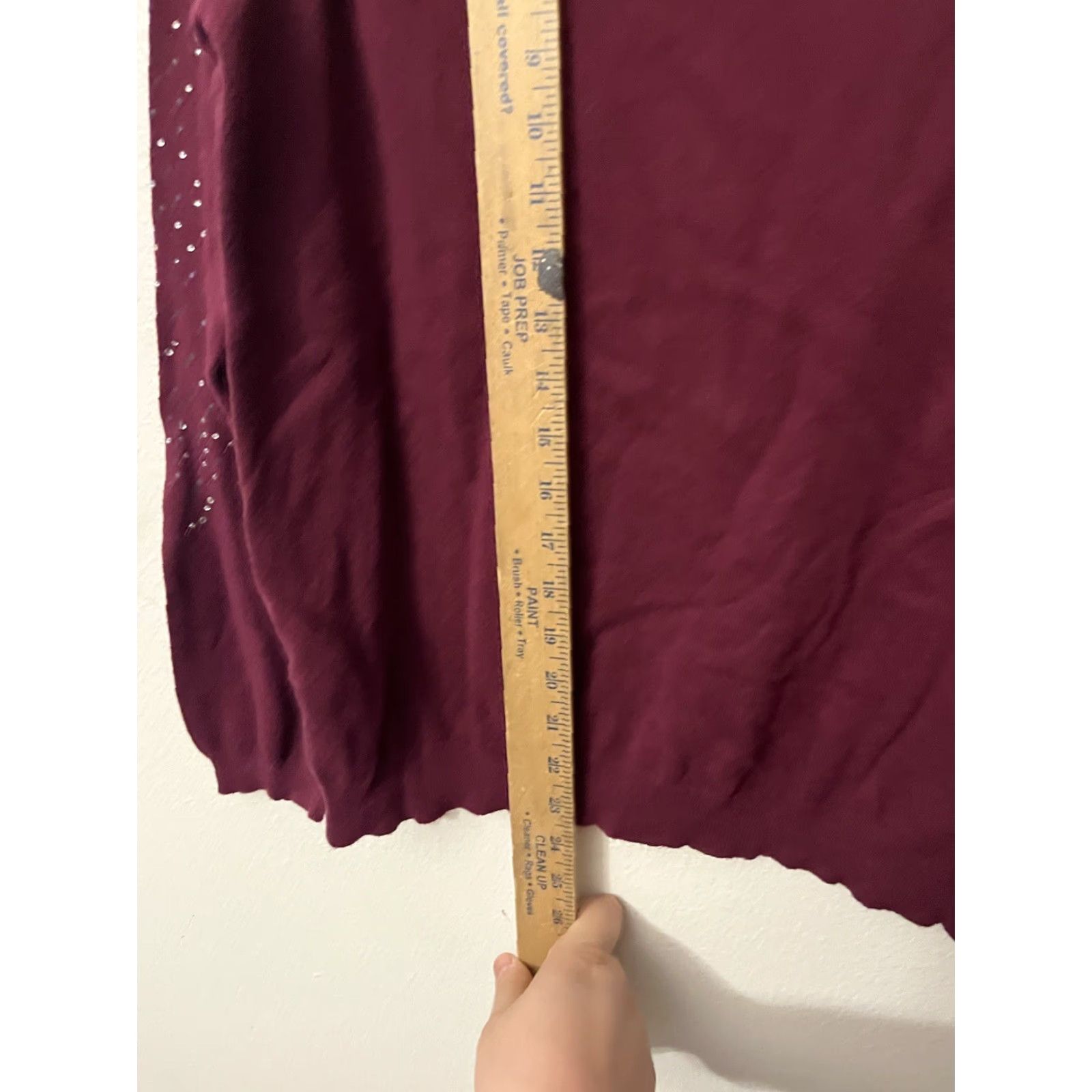Vintage New York & Company Women’s Burgundy Rhinestone Bling Knit Pullover Sweater Long Sleeve Round Neck L Fall/Winter Size L / US 10 / IT 46 - 4 Thumbnail