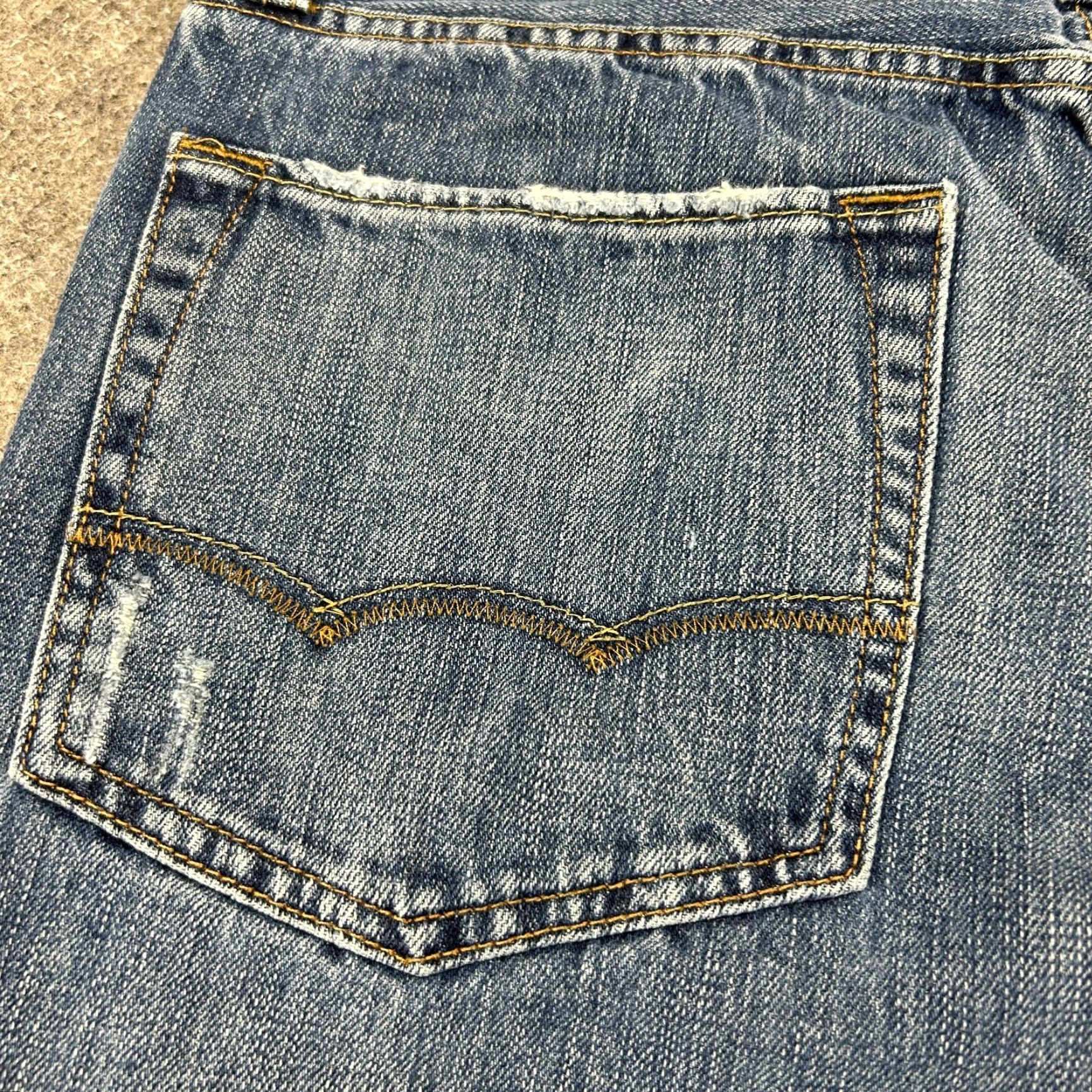 American Eagle Outfitters American Eagle Jeans Mens 30x30 Blue Relaxed Straight Medium Distressed Size US 30 / EU 46 - 4 Thumbnail