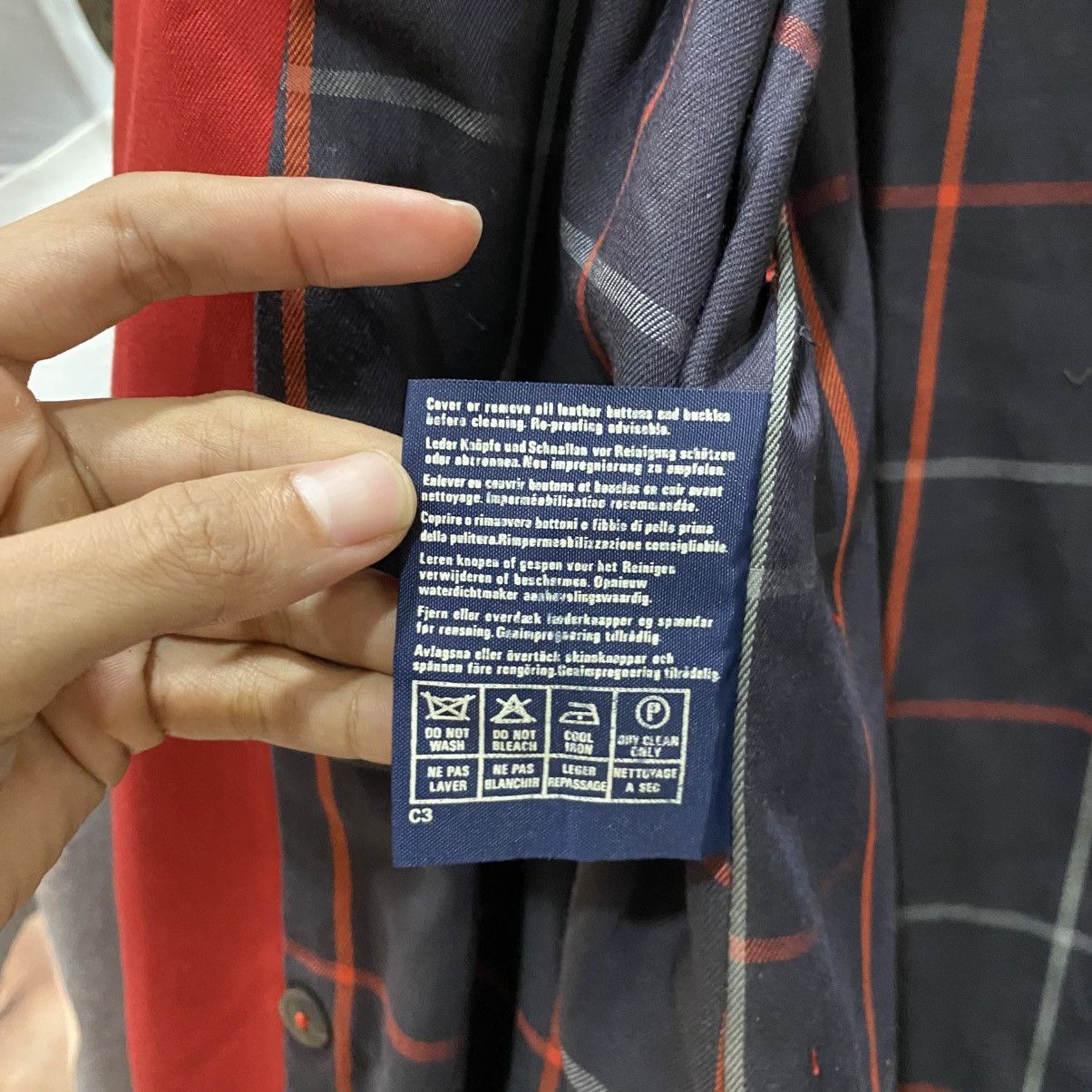 Burberry × Burberry Prorsum VTG Burberry London Men’s Trench Coat Double Breasted Size M Size US M / EU 48-50 / 2 - 16 Thumbnail