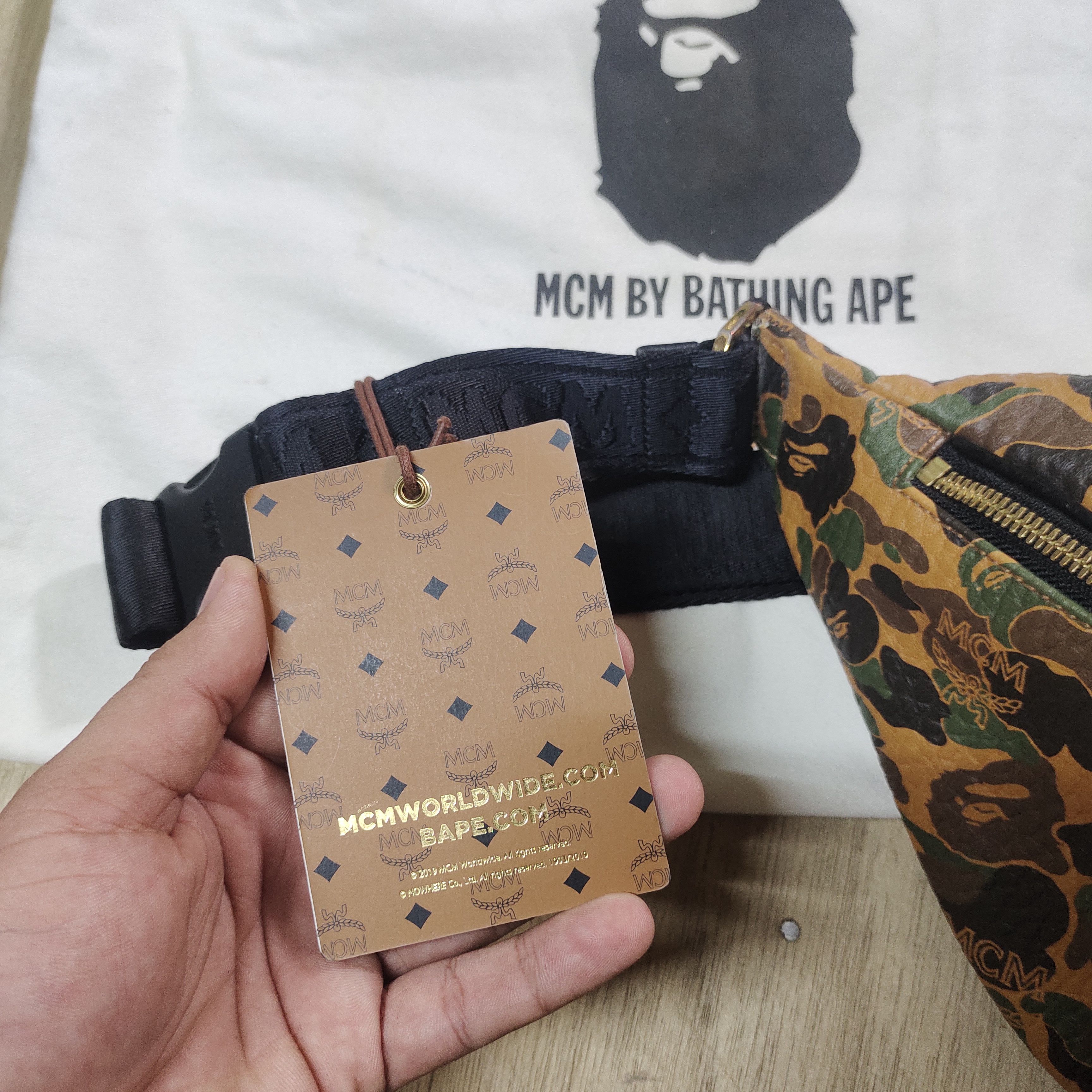 Bape × MCM MCM X BAPE BELT BAG VISETOS CAMO Size ONE SIZE - 13 Thumbnail