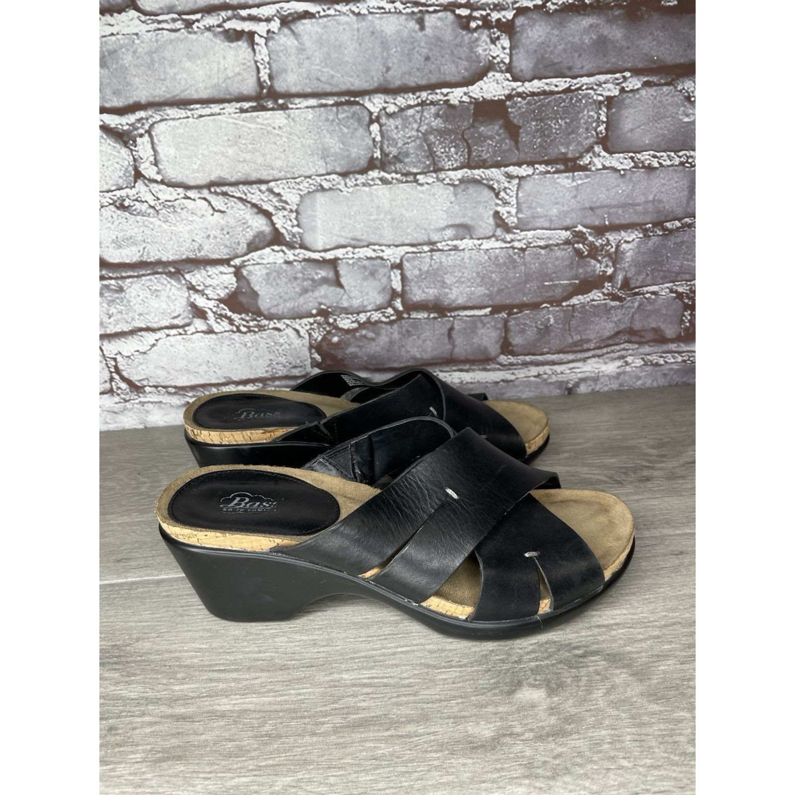 Bass G.H. Bass & Co. MaryAnn Black Leather Wedge Slip On Sandals Size US 8 / IT 38 - 15 Thumbnail