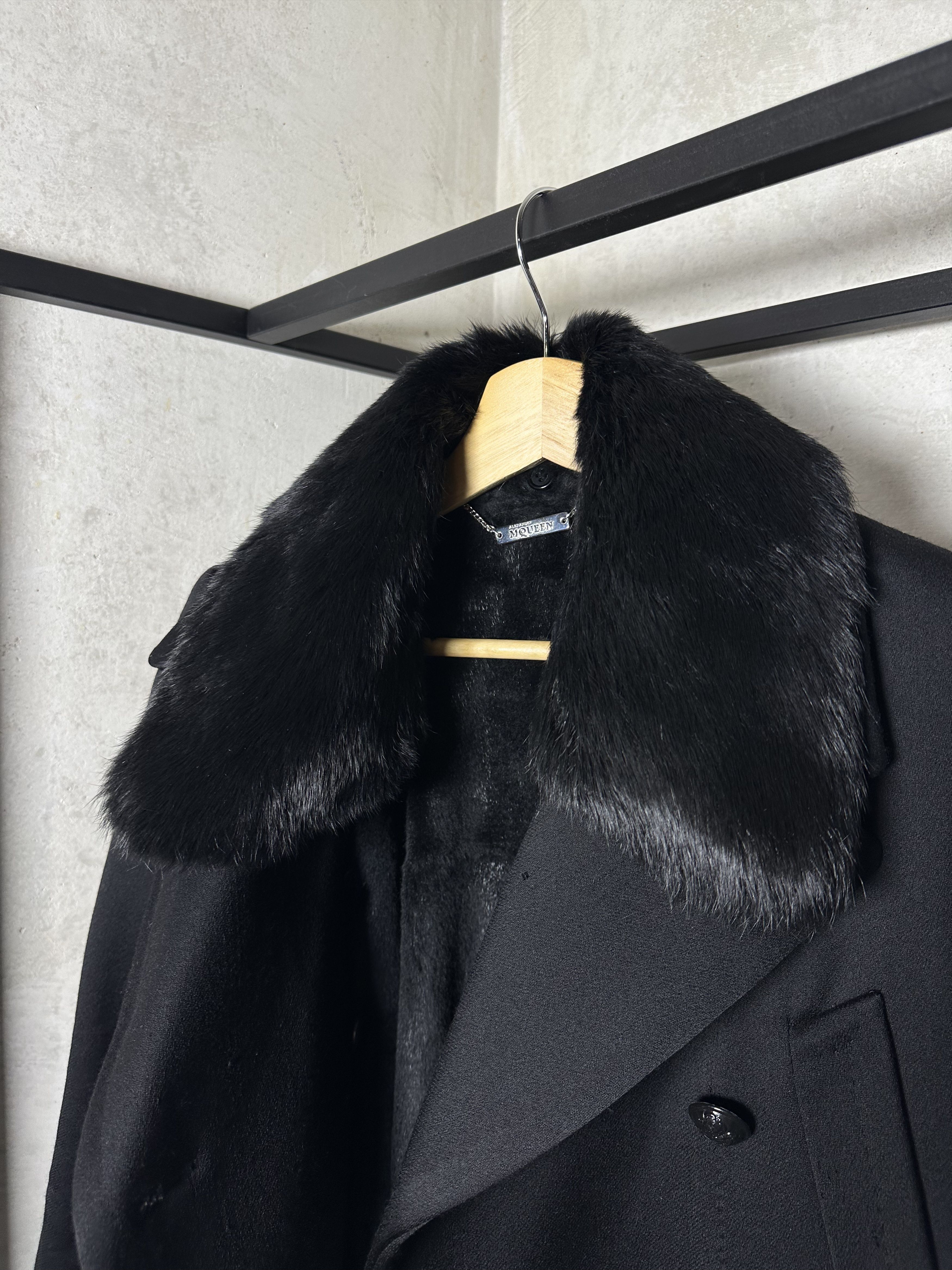 Alexander McQueen Alexander McQueen FW08 Mink and Cashmere Evening Jacket Size S / US 4 / IT 40 - 11 Thumbnail