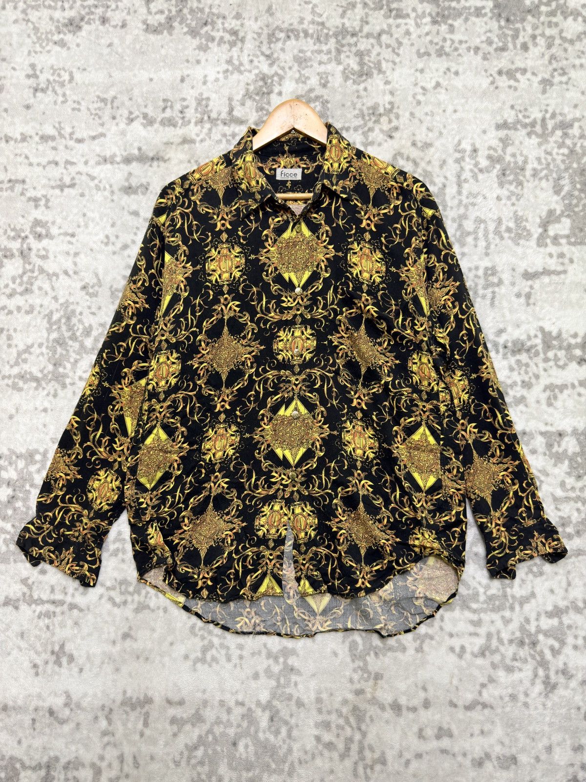 Yoshiyuki Konishi Vintage Ficce Yoshiyuki Konishi Barocco Rayon Black Gold Size US L / EU 52-54 / 3 - 1 Thumbnail