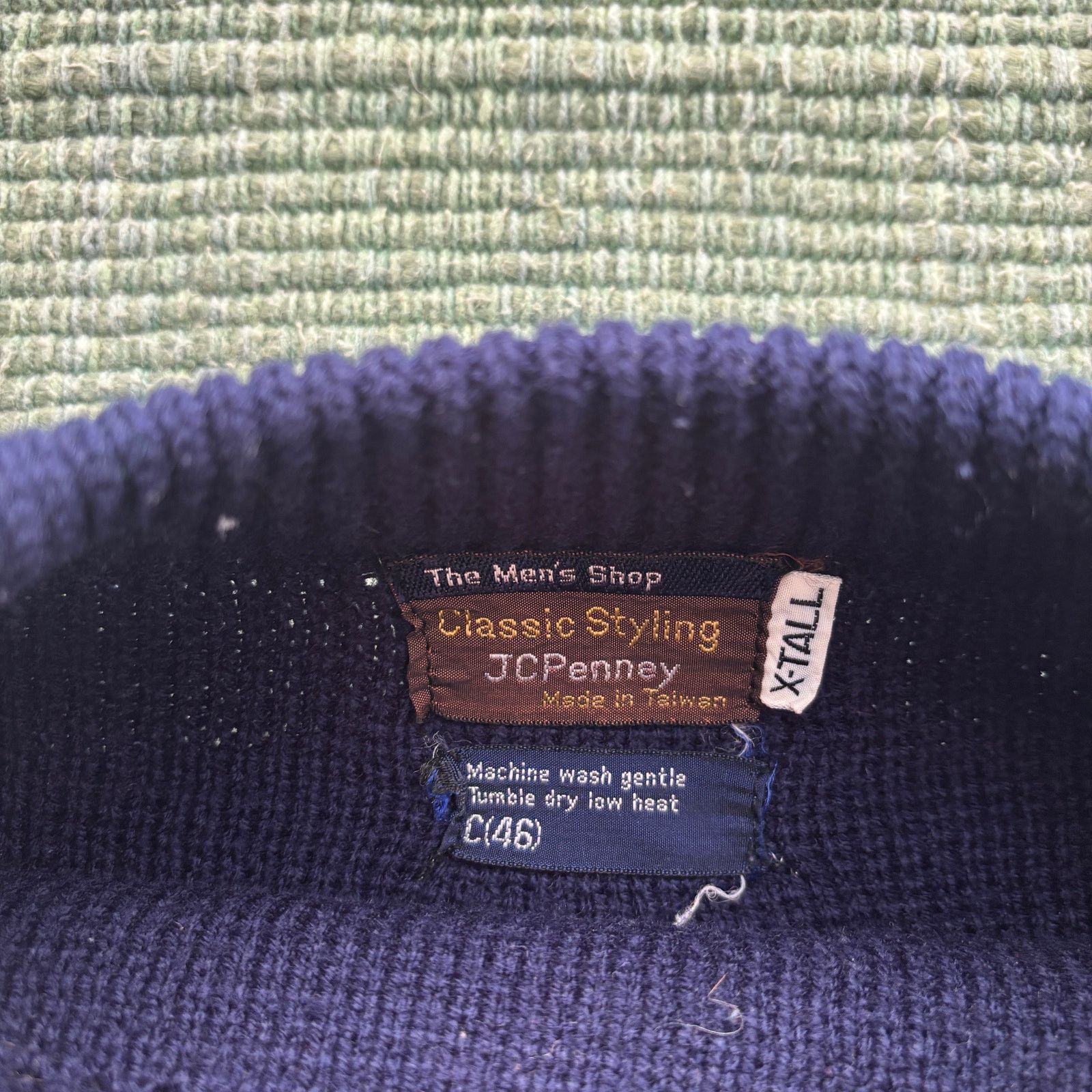 Vintage True vintage 70s wool acrylic mens winter knit sweater Size US L / EU 52-54 / 3 - 5 Thumbnail