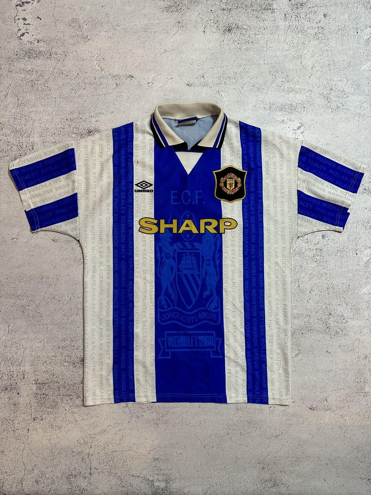 Umbro Manchester United 1994/1996 jersey sharp Size US L / EU 52-54 / 3 - 6 Thumbnail