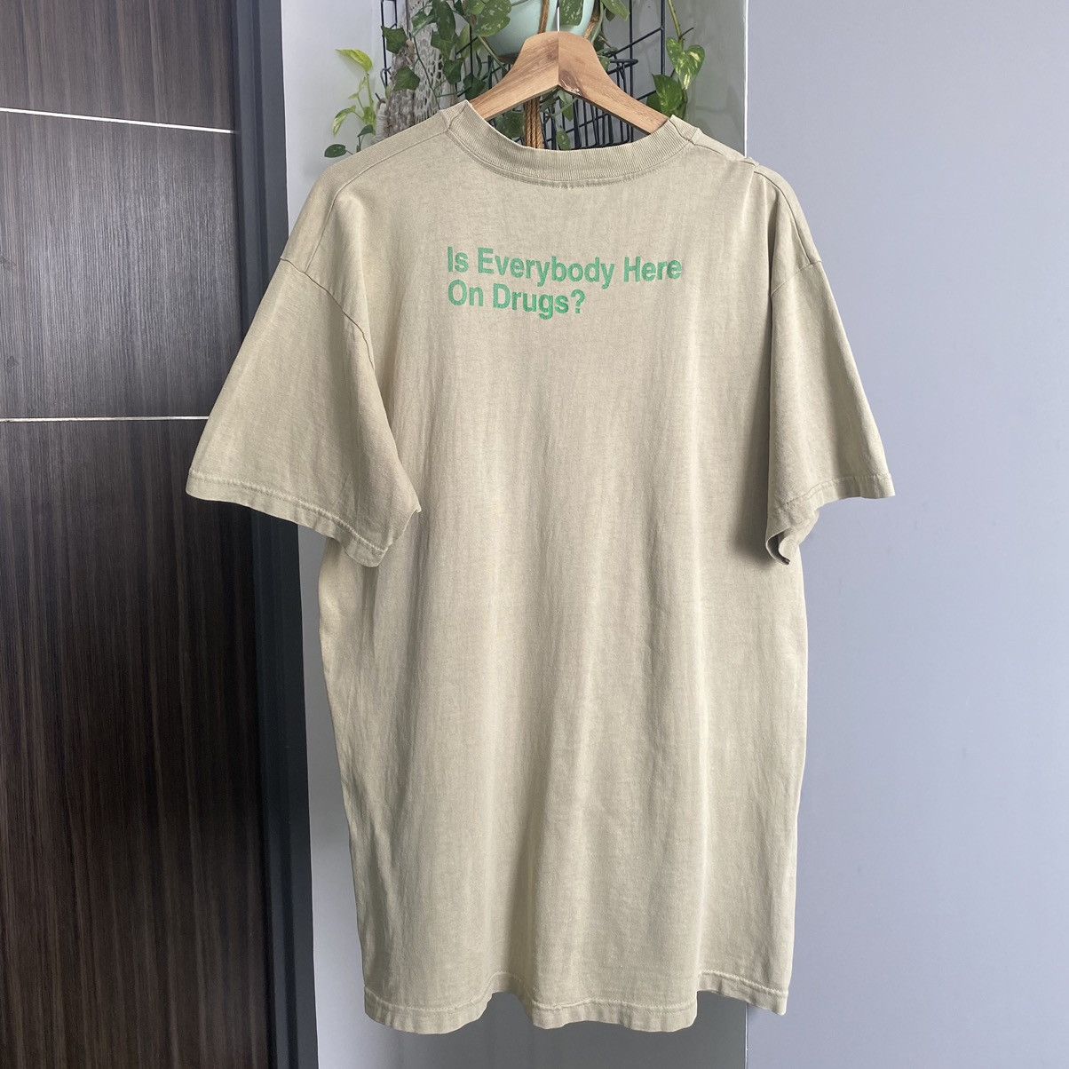 Band Tees THRASHED FADED VINTAGE CATATONIA UK BAND ERD GRUNGE TEE Size US L / EU 52-54 / 3 - 10 Thumbnail