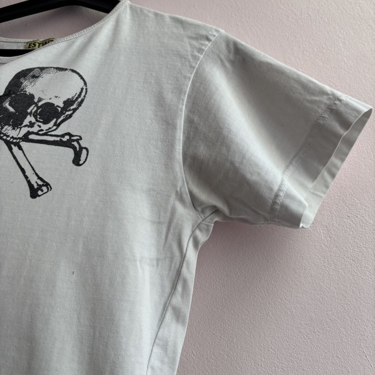 Japanese Brand ESTWEST Japanese Brand Skulls & Crossbones Slim Fit T-Shirt Size US M / EU 48-50 / 2 - 6 Thumbnail