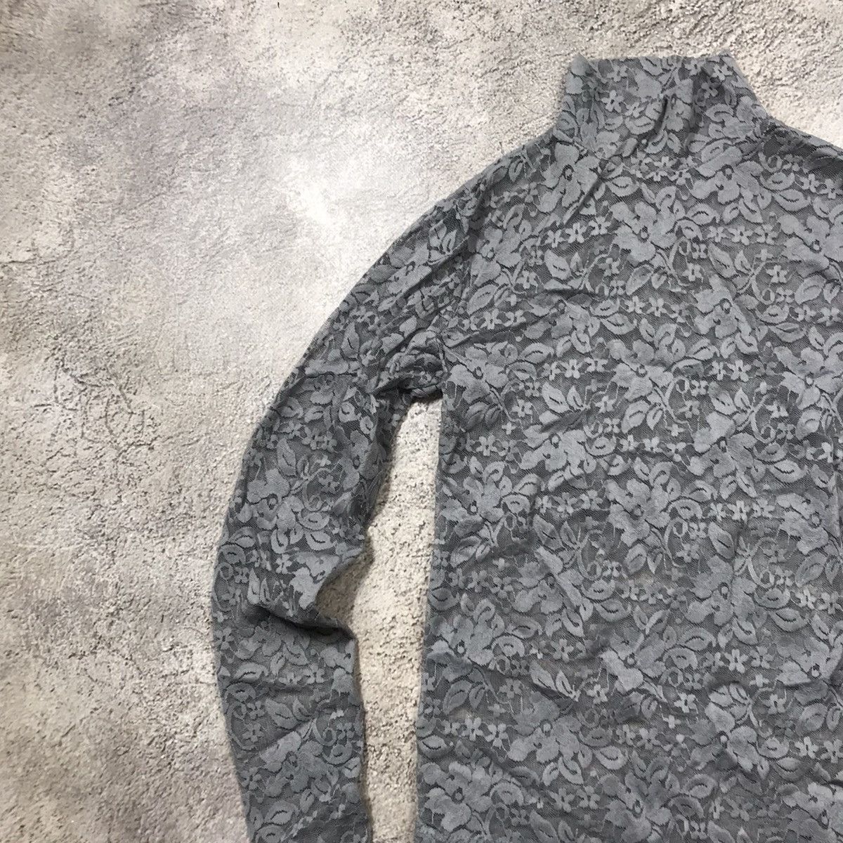 Vintage Vintage 90s Grey Cable Knit Crewneck Sweater Grunge Baggy S Size S / US 4 / IT 40 - 3 Thumbnail