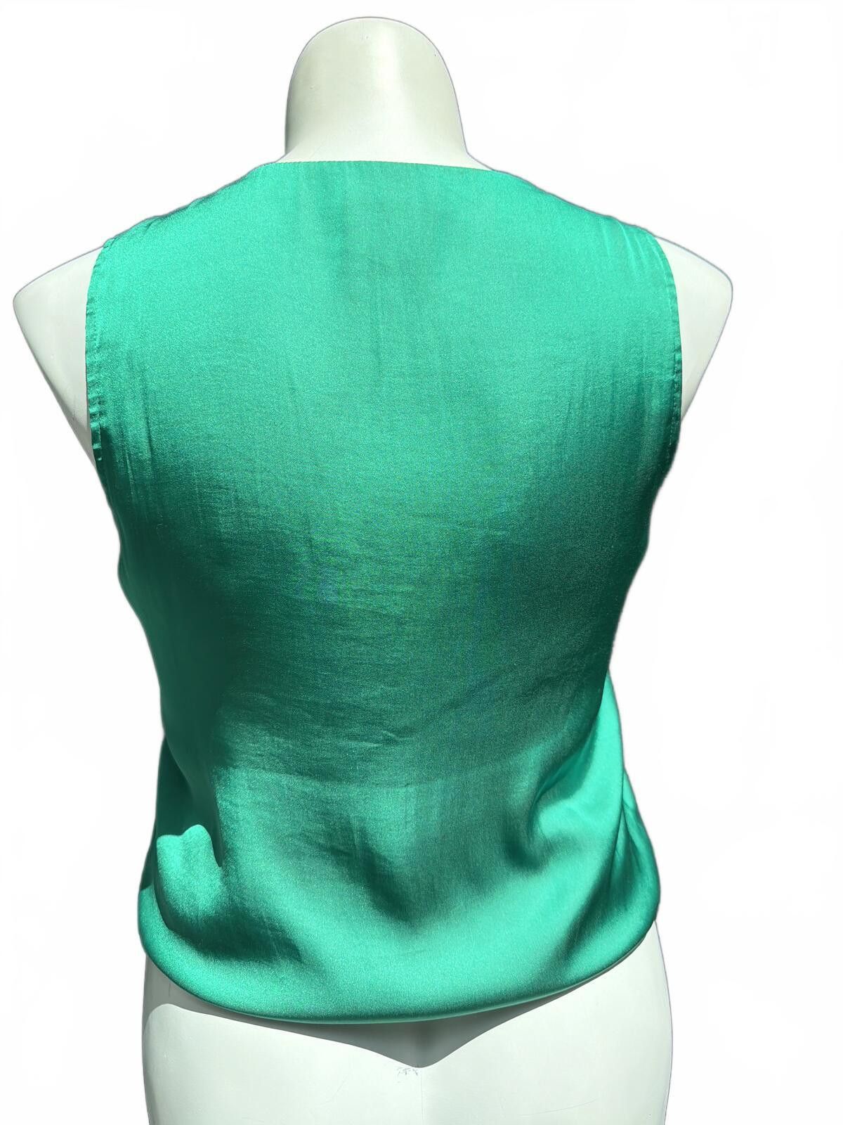 Other Sincerely Jules Emerald Green Satin Sleeveless Blouse Size L Size ONE SIZE - 4 Thumbnail