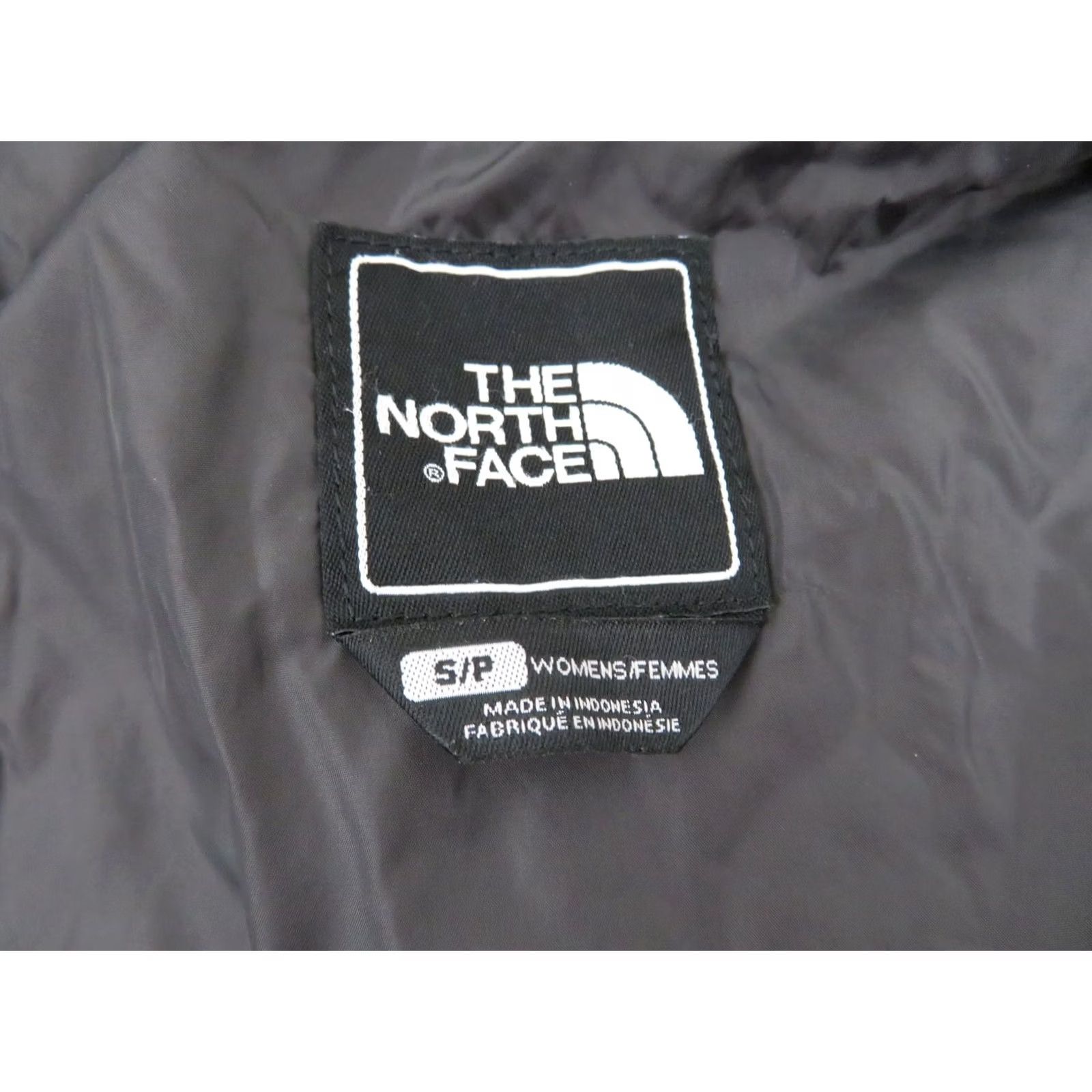 The North Face The North Face Quilted Gray Nano Puff Insulated Jacket Womens Small Thermoball Size S / US 4 / IT 40 - 7 Thumbnail
