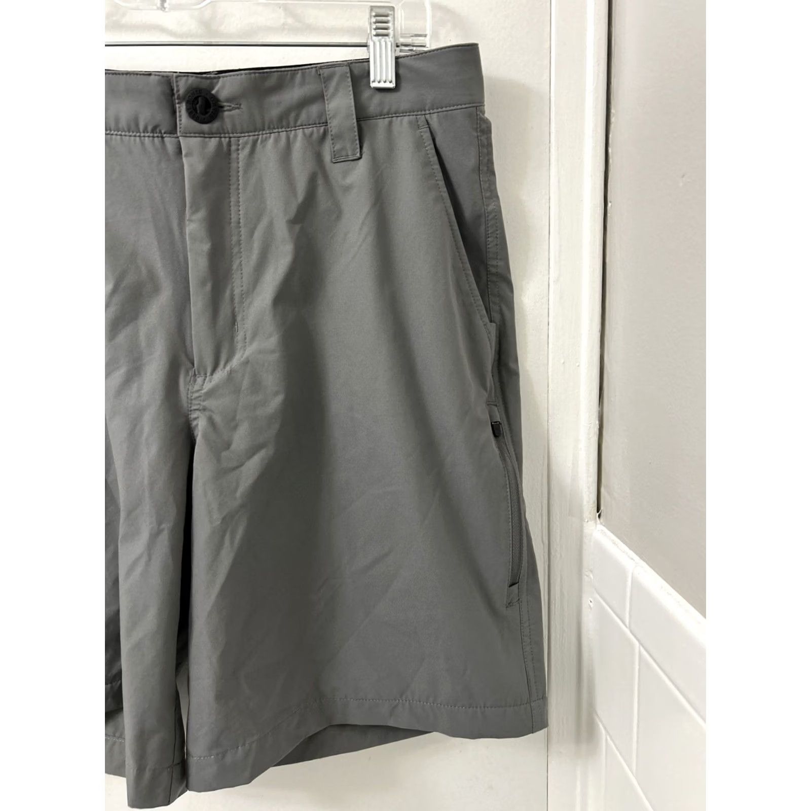 Orvis Orvis Mens 32 Gray Tech Shorts Flat Front Chino Nylon Spandex Pockets Zipper 8.5” Outdoor Casual Han Size US 32 / EU 48 - 3 Thumbnail