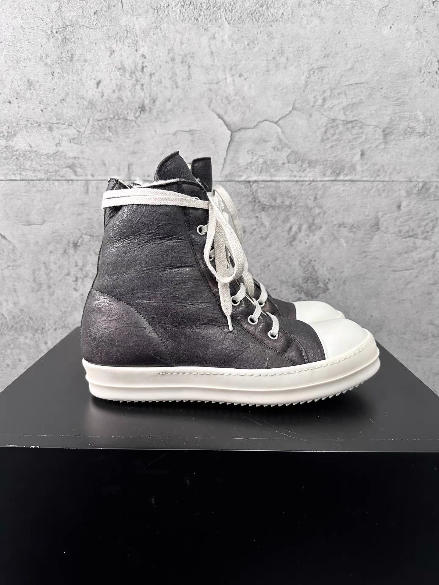 Rick Owens Rick Owens Fur Integrated High-top Sneakers K34 Size US 6 / EU 39 - 3 Thumbnail